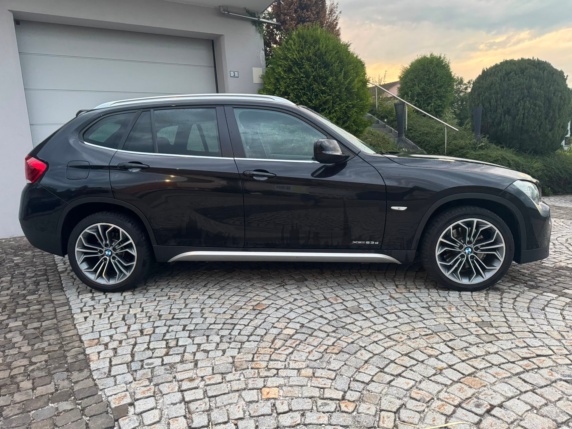 BMW X1 xDrive 23d-image-7