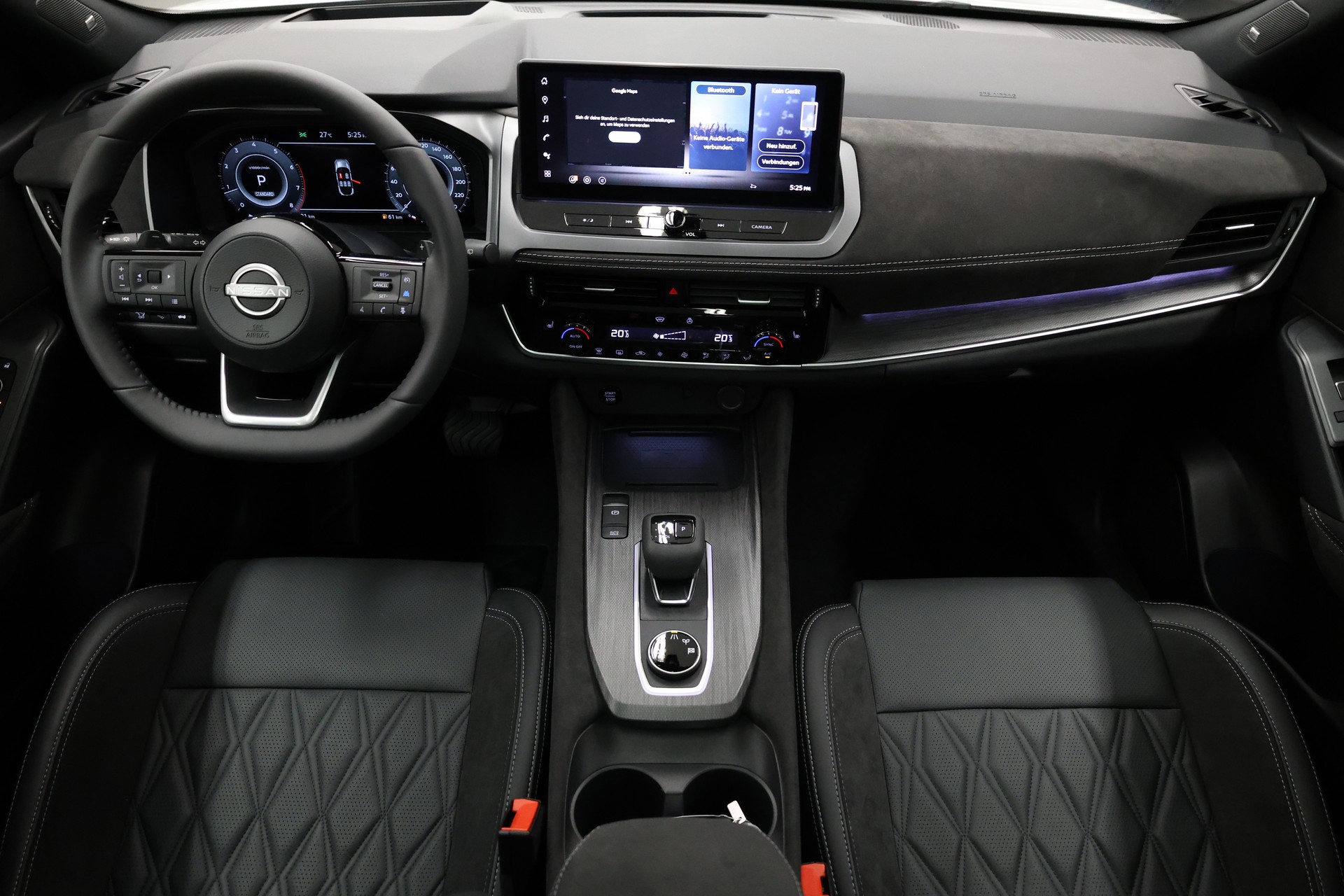 NISSAN Qashqai 1.3 DIG-T Tekna+ 4x4-image-15