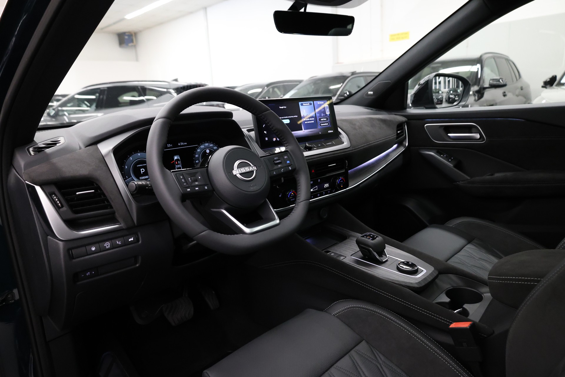 NISSAN Qashqai 1.3 DIG-T Tekna+ 4x4-image-18