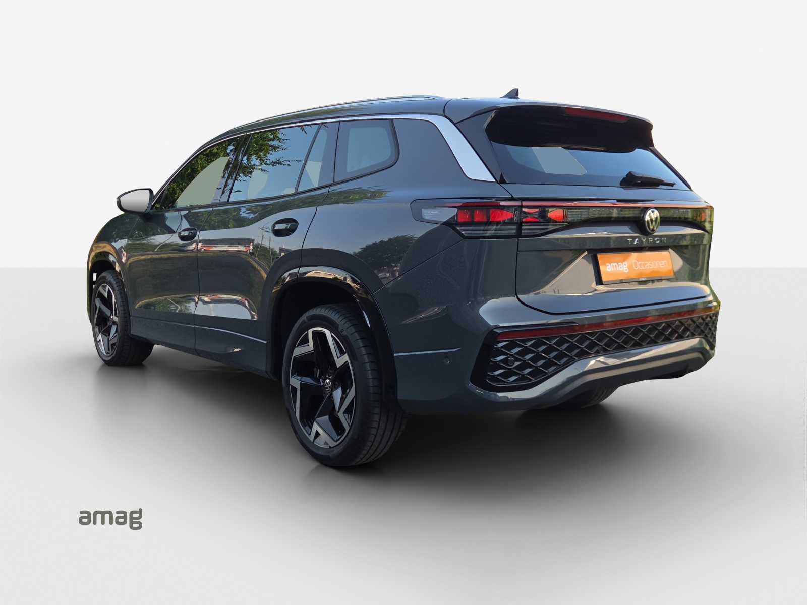 VW Tayron 2.0 TSI R-Line DSG 4Motion-image-2