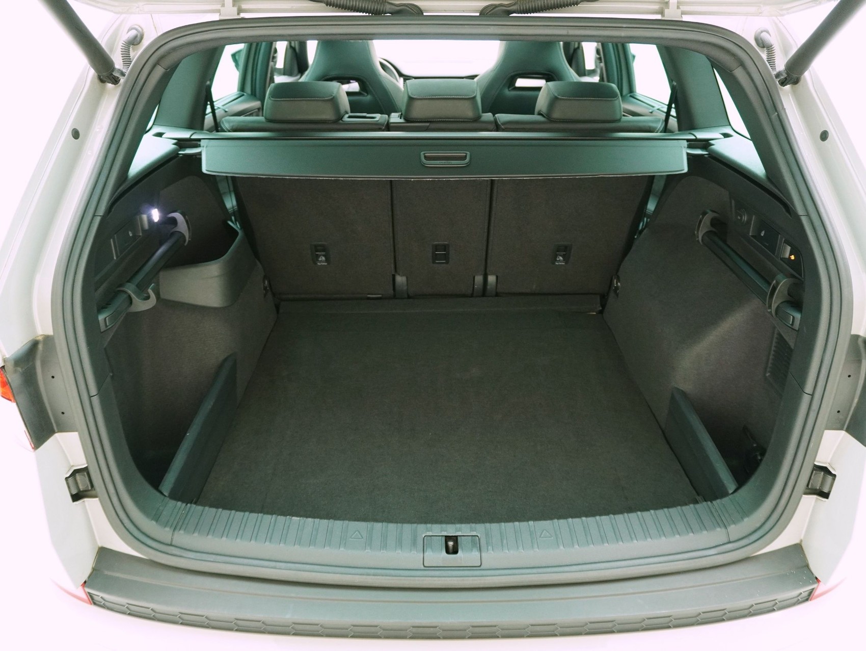 SKODA Kodiaq 2.0 TSI DSG Sport Line 4X4-image-12