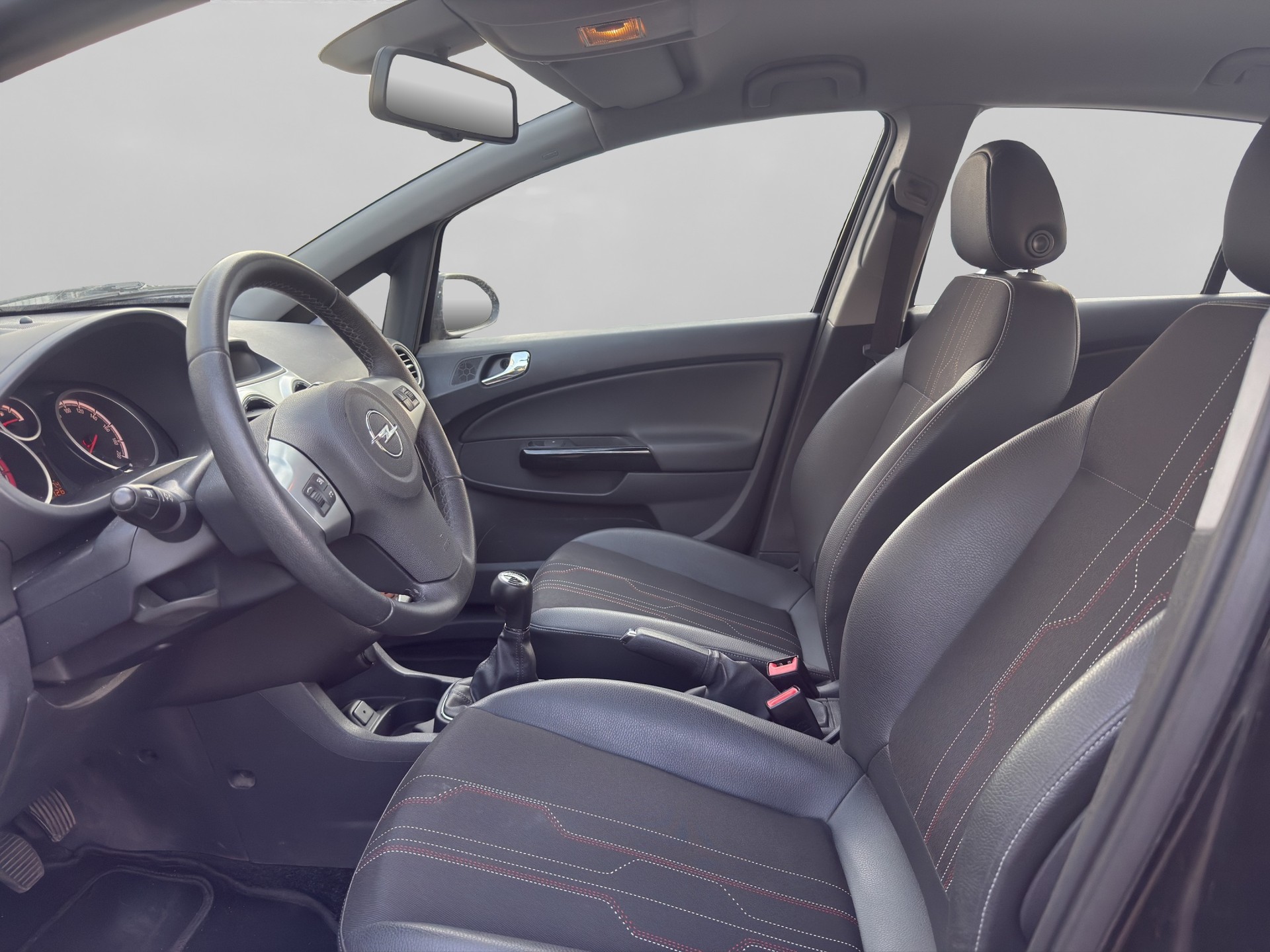 OPEL Corsa 1.4 TP Color Edition-image-9