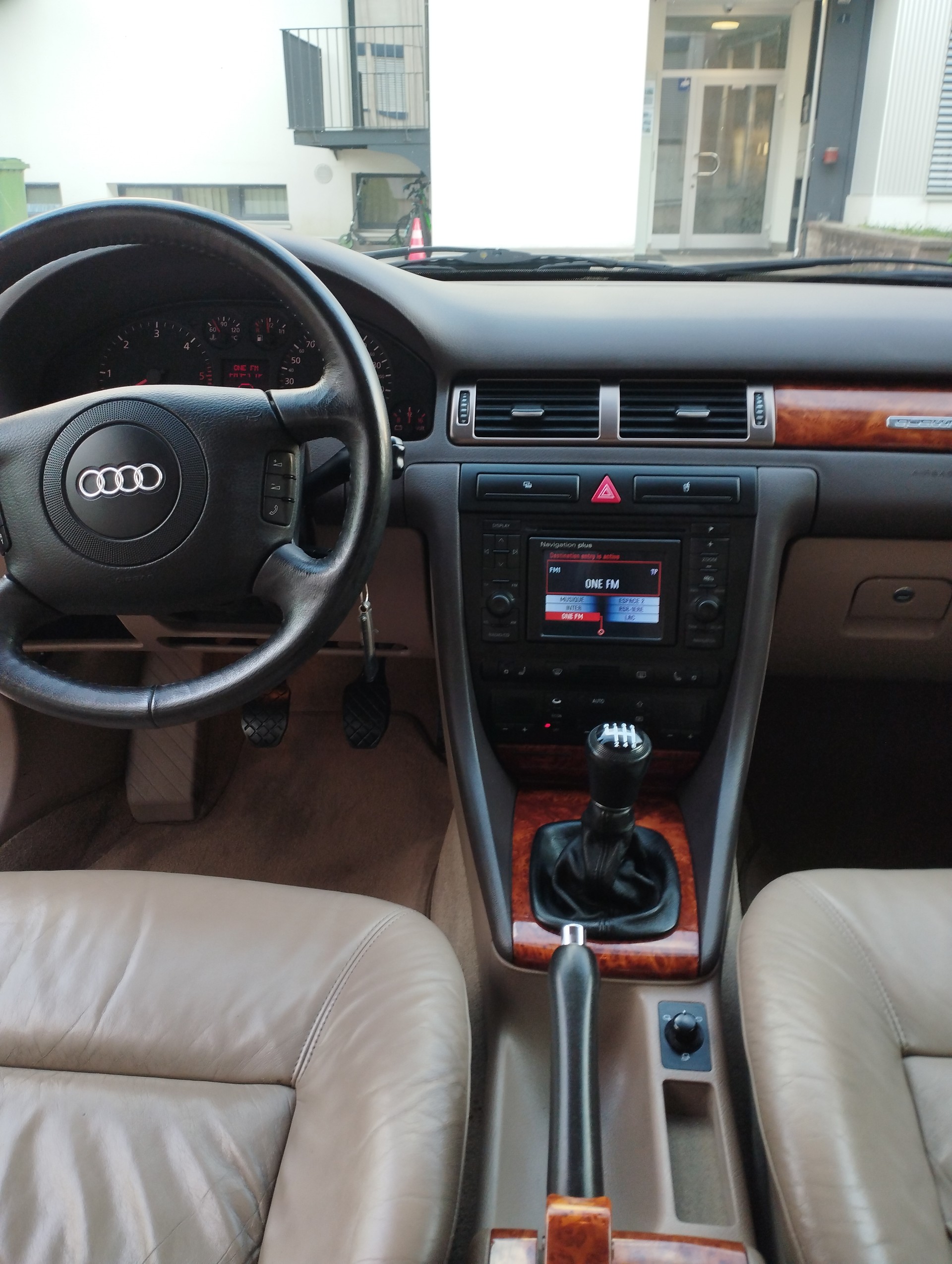 AUDI 2.5 TDI Quattro-image-4