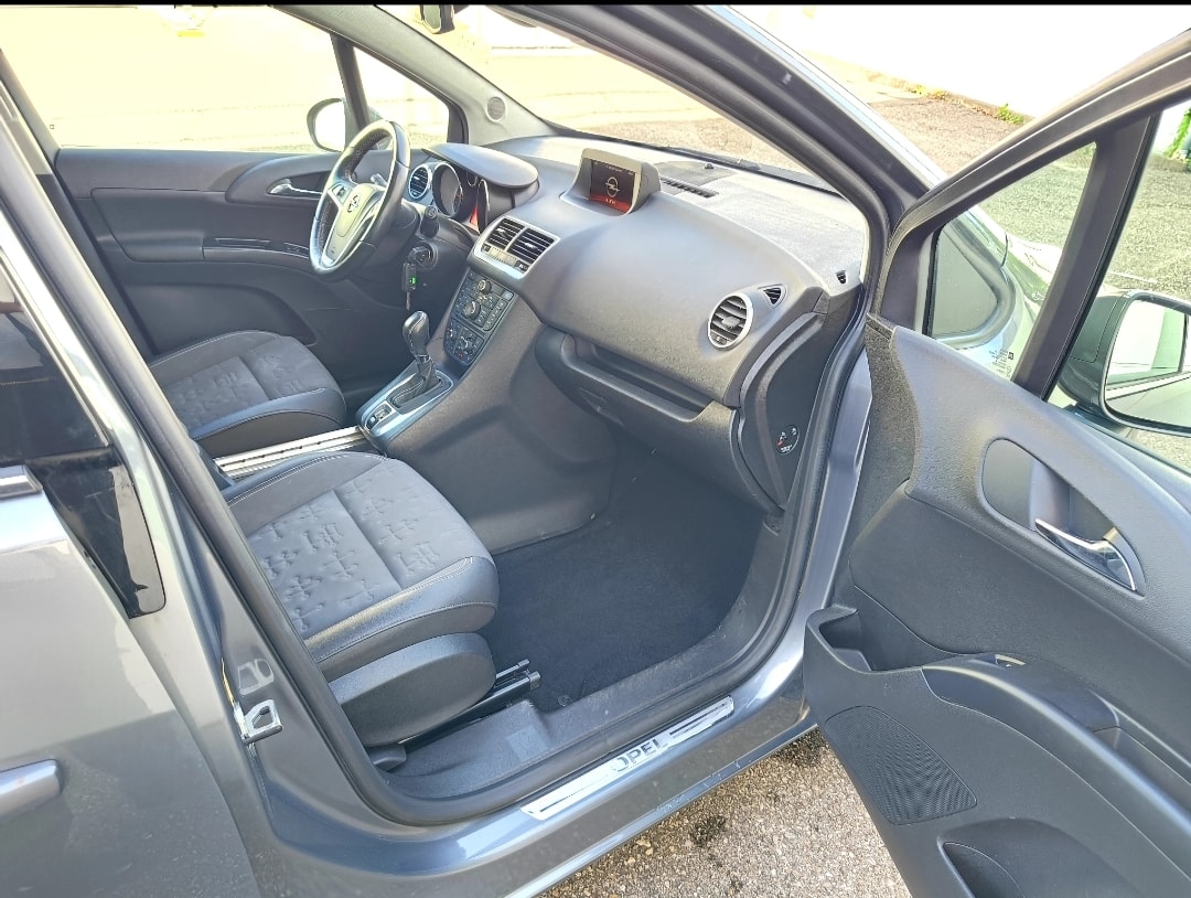 OPEL Meriva 1.4 Turbo Cosmo Automatic-image-4