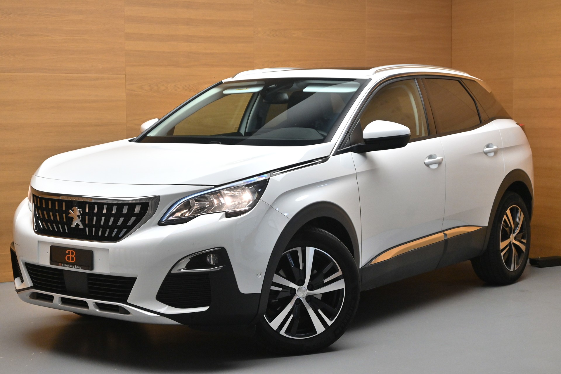 PEUGEOT 3008 1.5 BlueHDi Allure-image-0