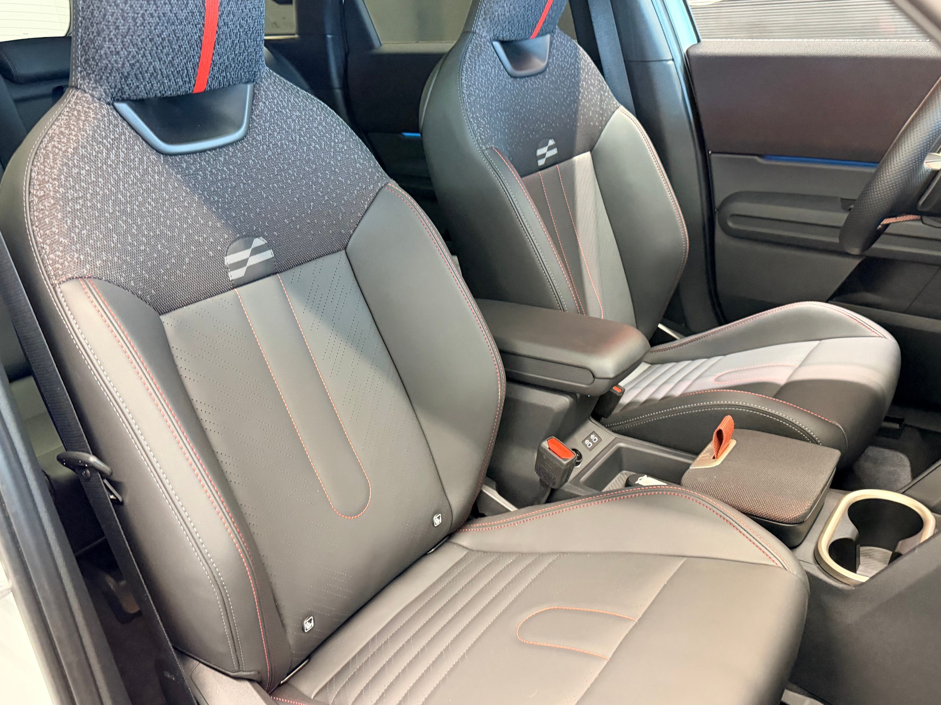 MINI Countryman John Cooper Works ALL4 Steptronic-image-22