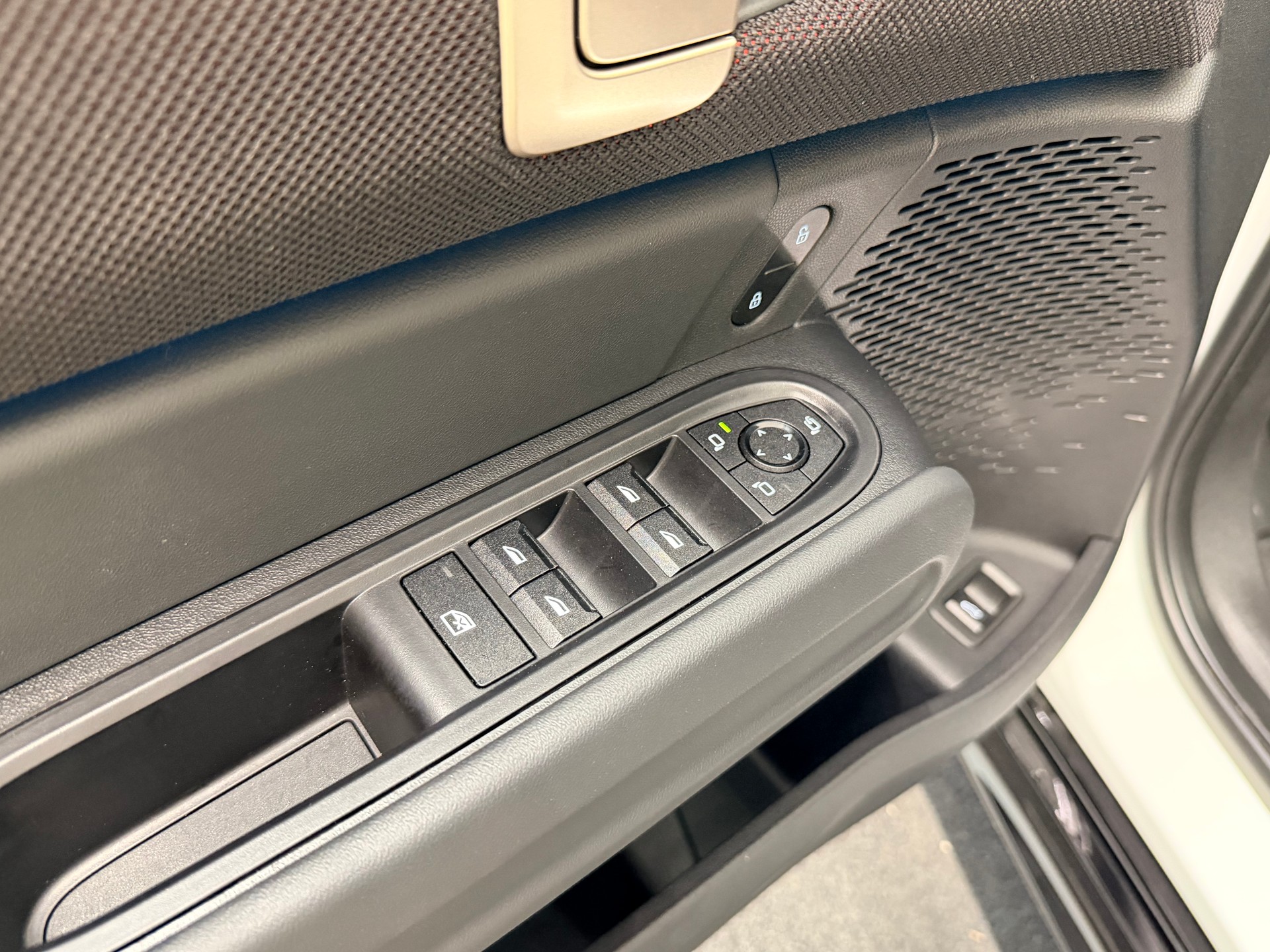 MINI Countryman John Cooper Works ALL4 Steptronic-image-13