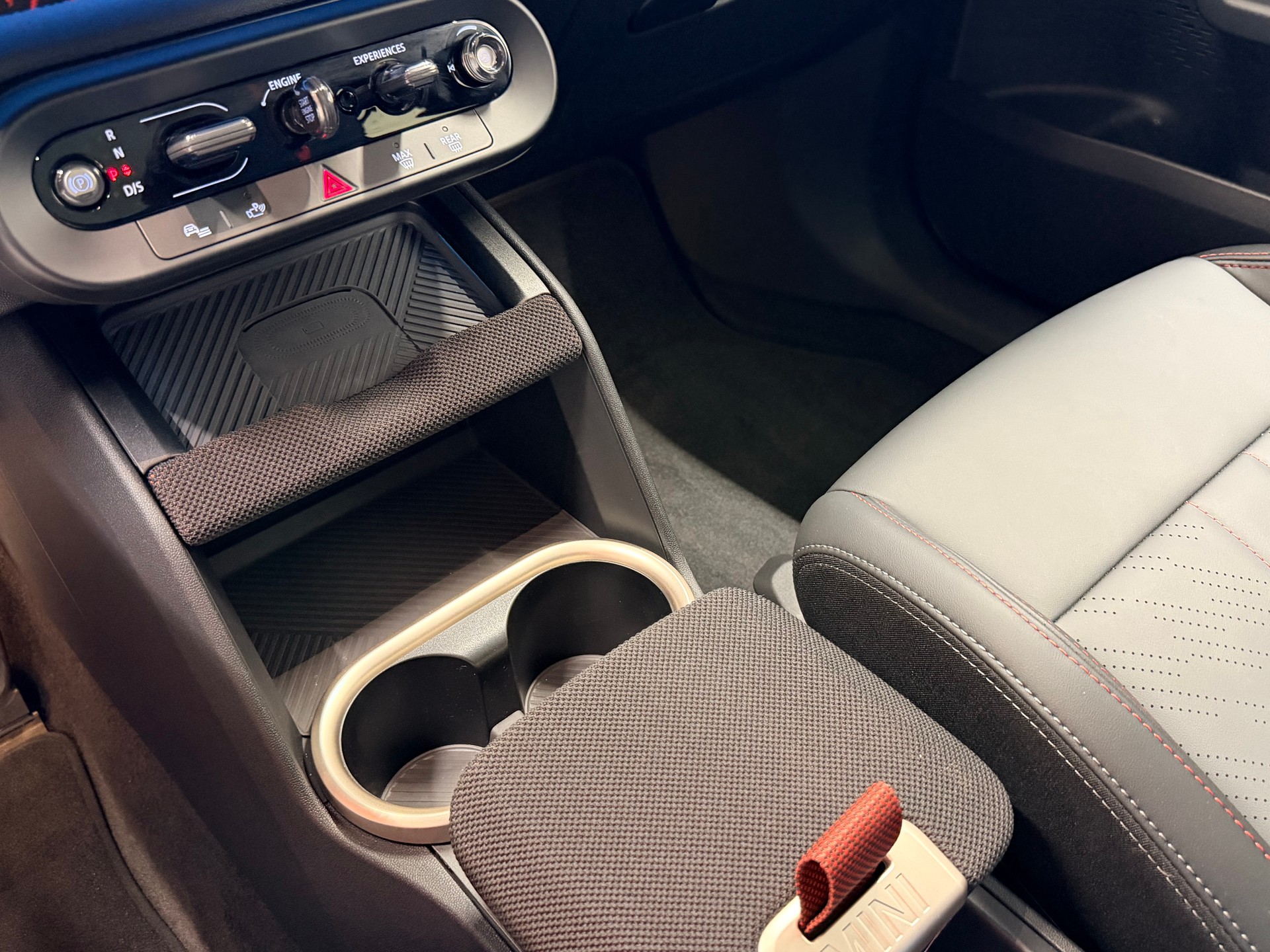 MINI Countryman John Cooper Works ALL4 Steptronic-image-23