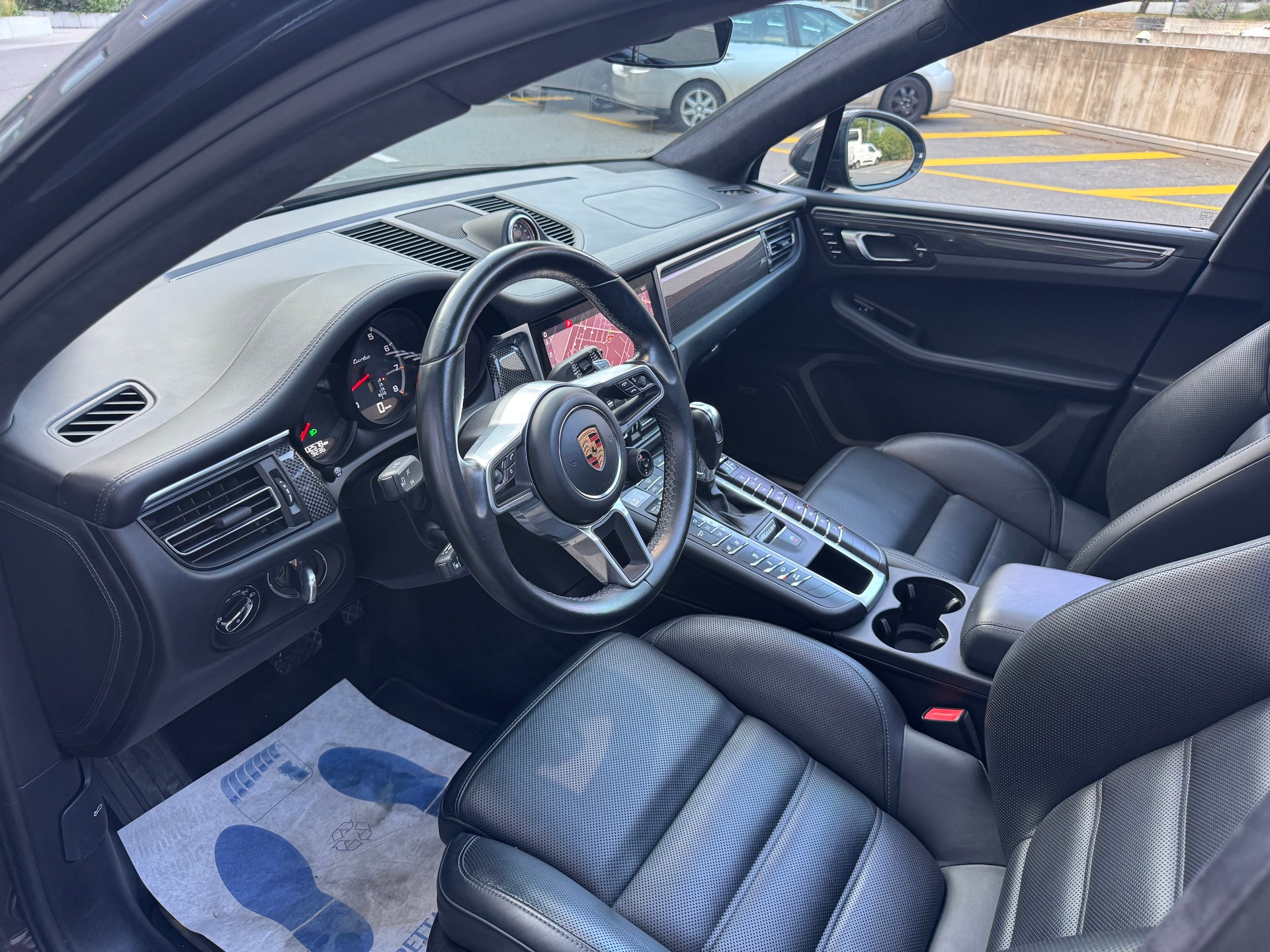 PORSCHE Macan Turbo PACK CARBON PDK-image-14