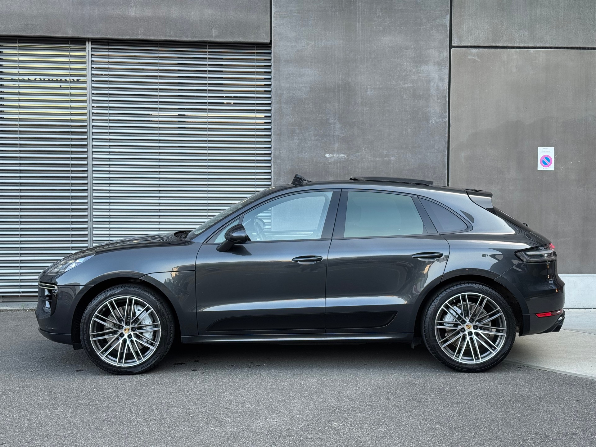 PORSCHE Macan Turbo PACK CARBON PDK-image-2