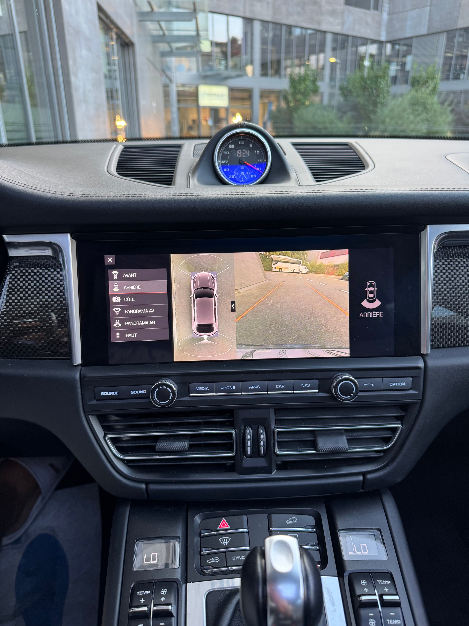 PORSCHE Macan Turbo PACK CARBON PDK-image-11