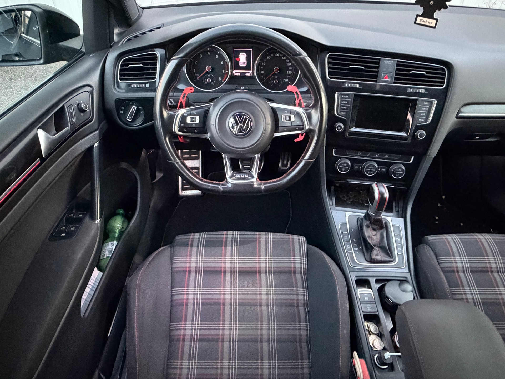 VW Golf 2.0 TSI GTI Performance DSG-image-8