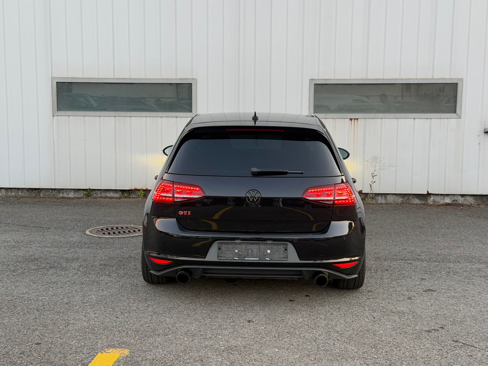 VW Golf 2.0 TSI GTI Performance DSG-image-3