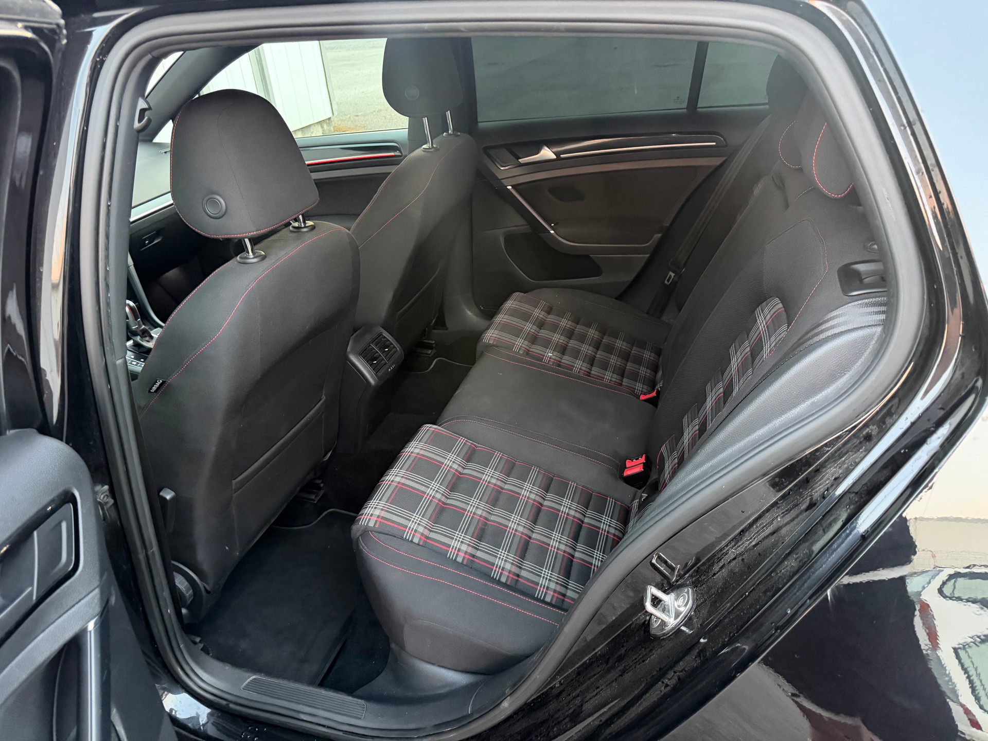 VW Golf 2.0 TSI GTI Performance DSG-image-6