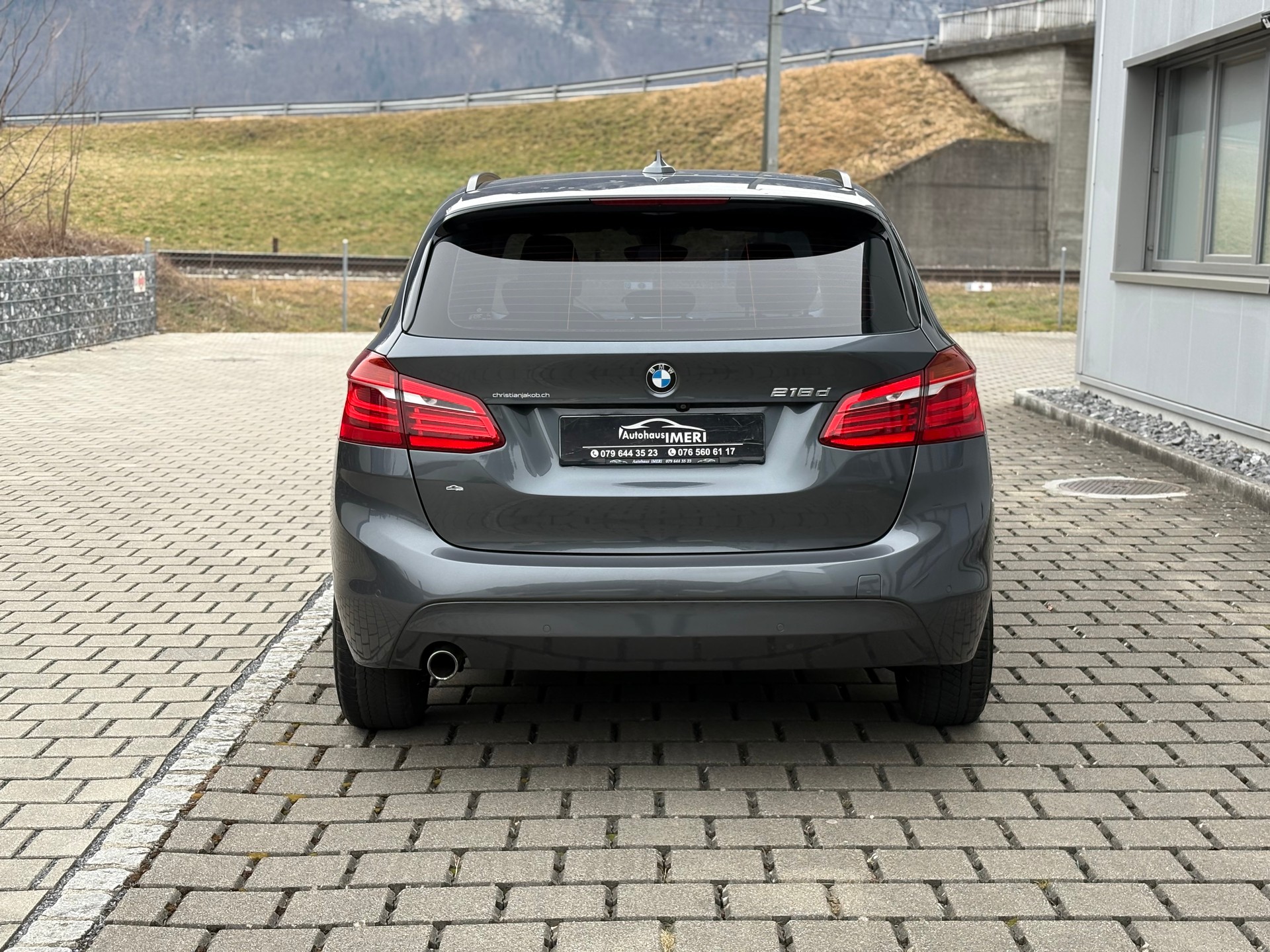 BMW 218d Active Tourer Steptronic MFK 30.01.2026 & Frisch ab Service-image-7