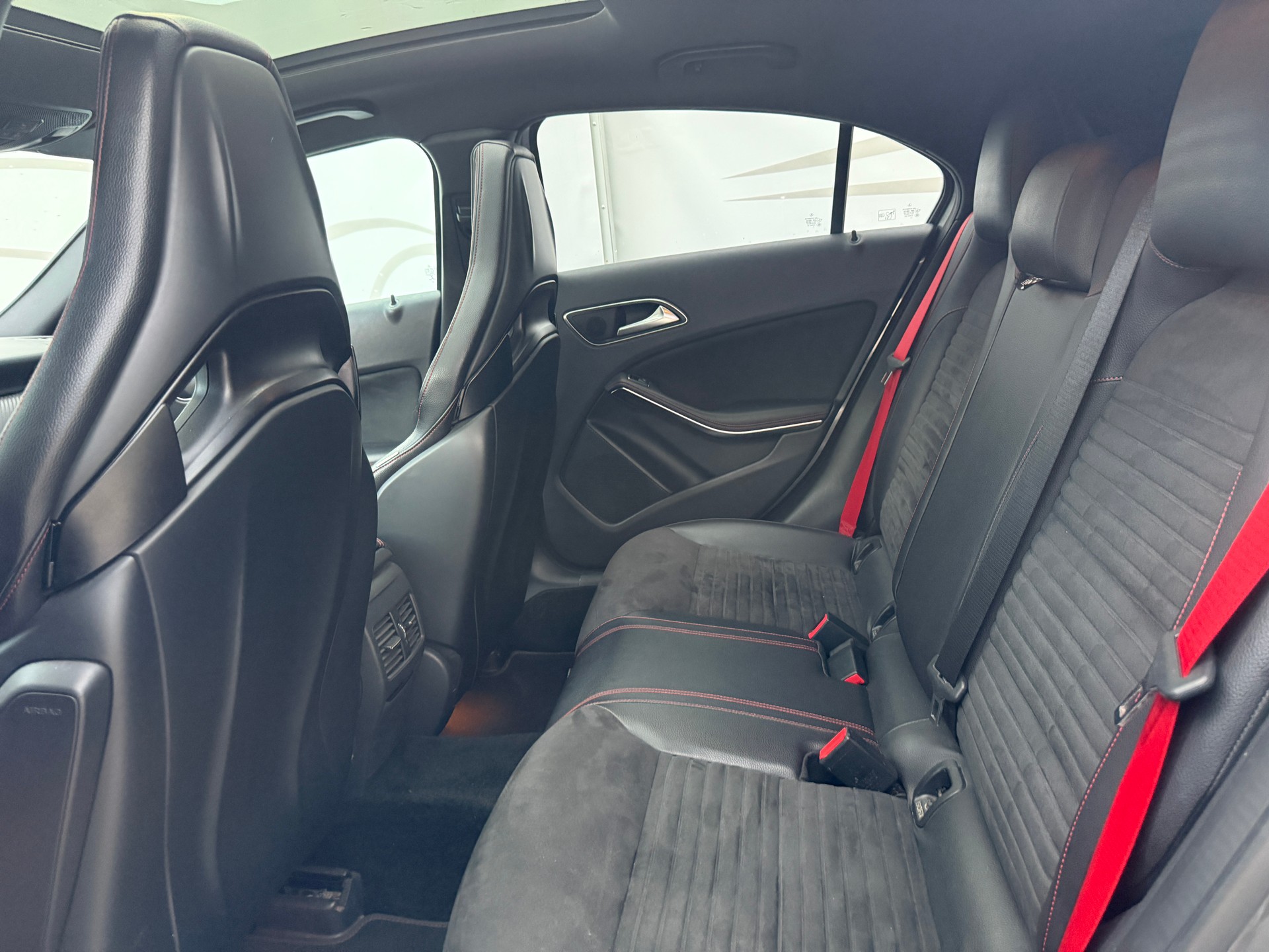 MERCEDES-BENZ A 45 AMG 4Matic Speedshift 7G-DCT-image-15