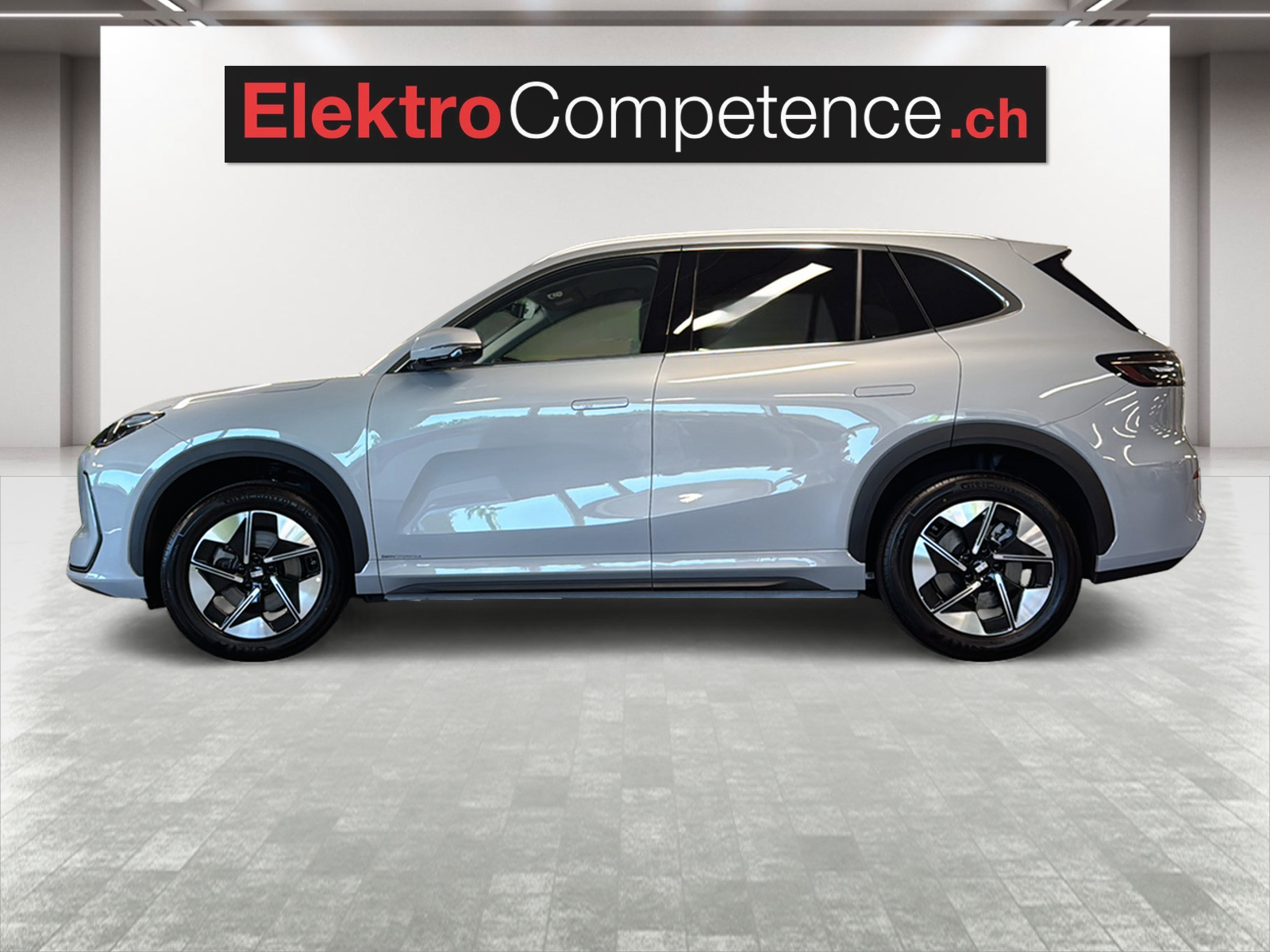GEELY E5 Pro+-showroom-element-1