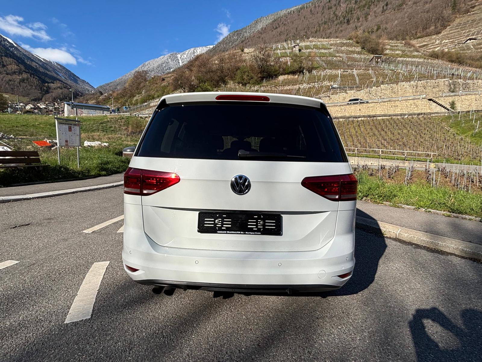 VW Touran 1.4 TSI BlueMotion Technology Sport DSG-image-6