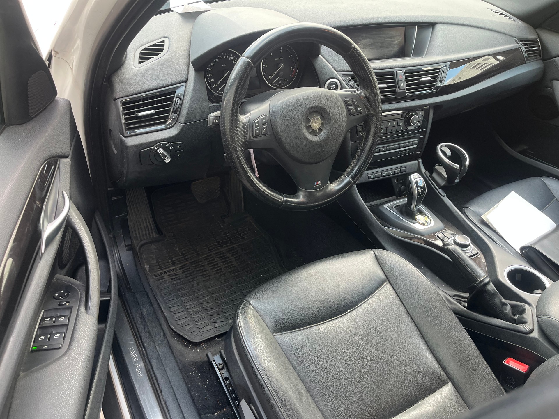 BMW X1 xDrive 20d Sport Line Steptronic-image-8