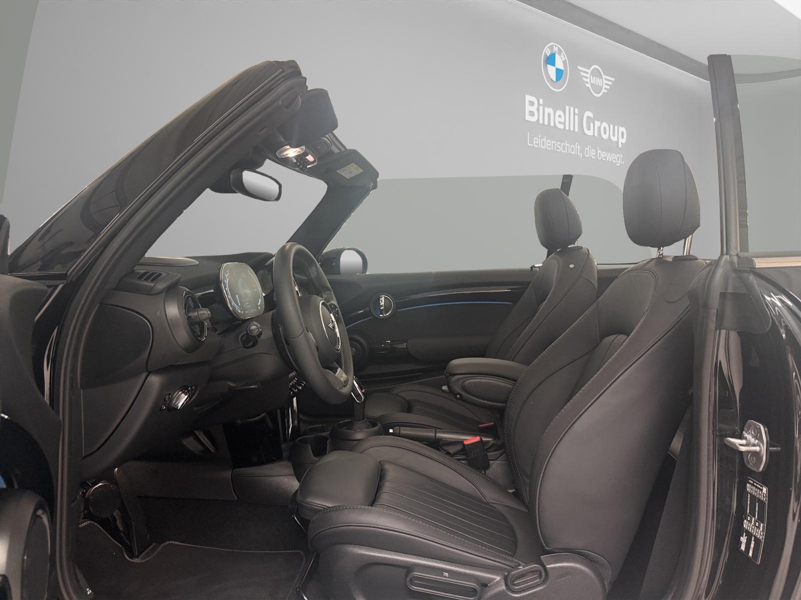 MINI Cabrio Cooper S-image-10