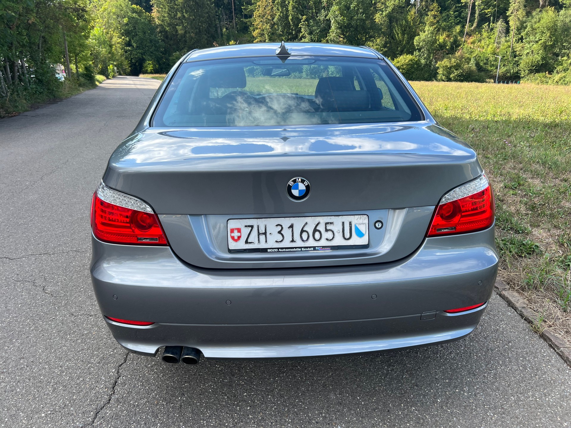 BMW 530xi Steptronic-image-4