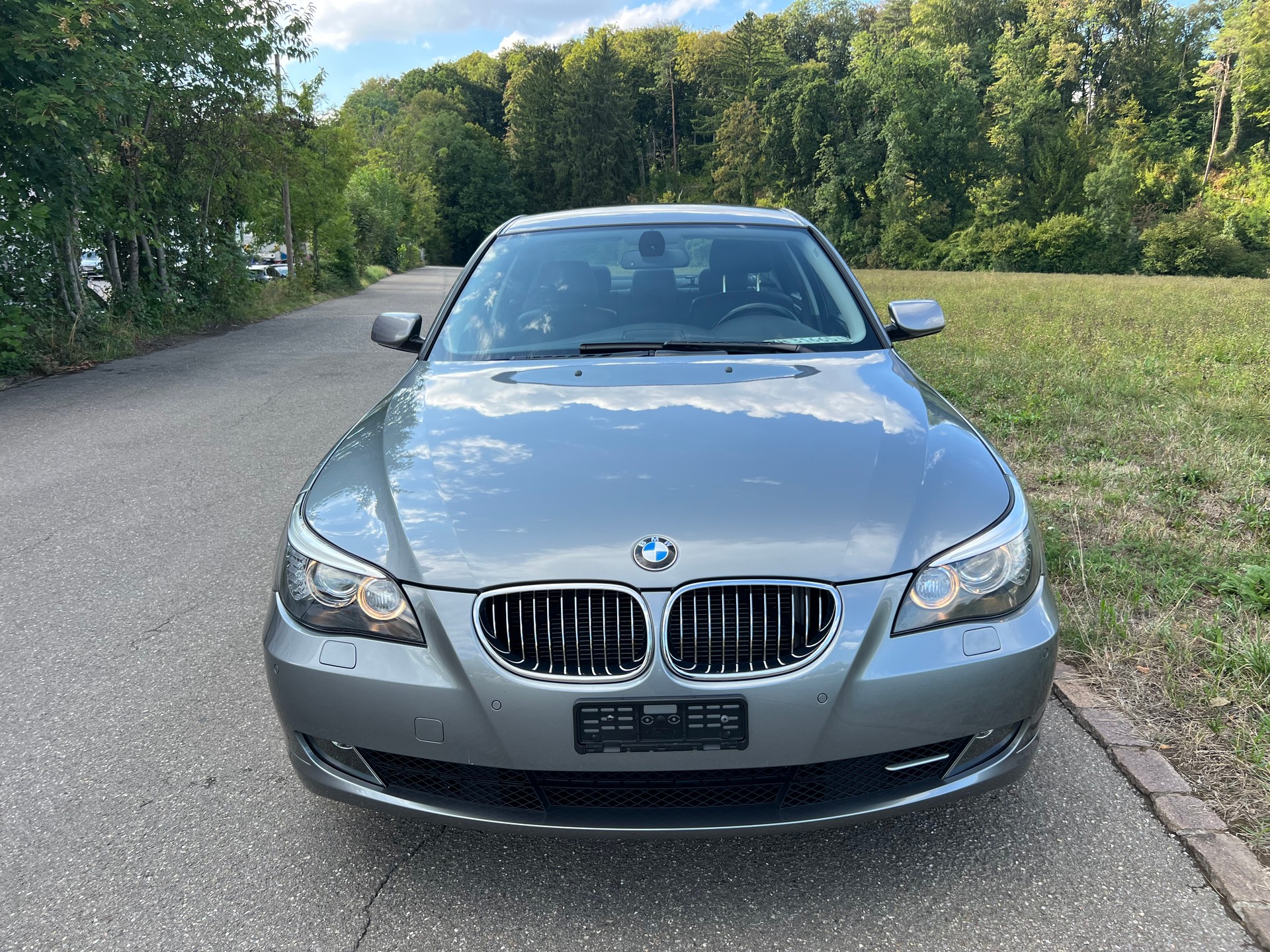 BMW 530xi Steptronic-image-0