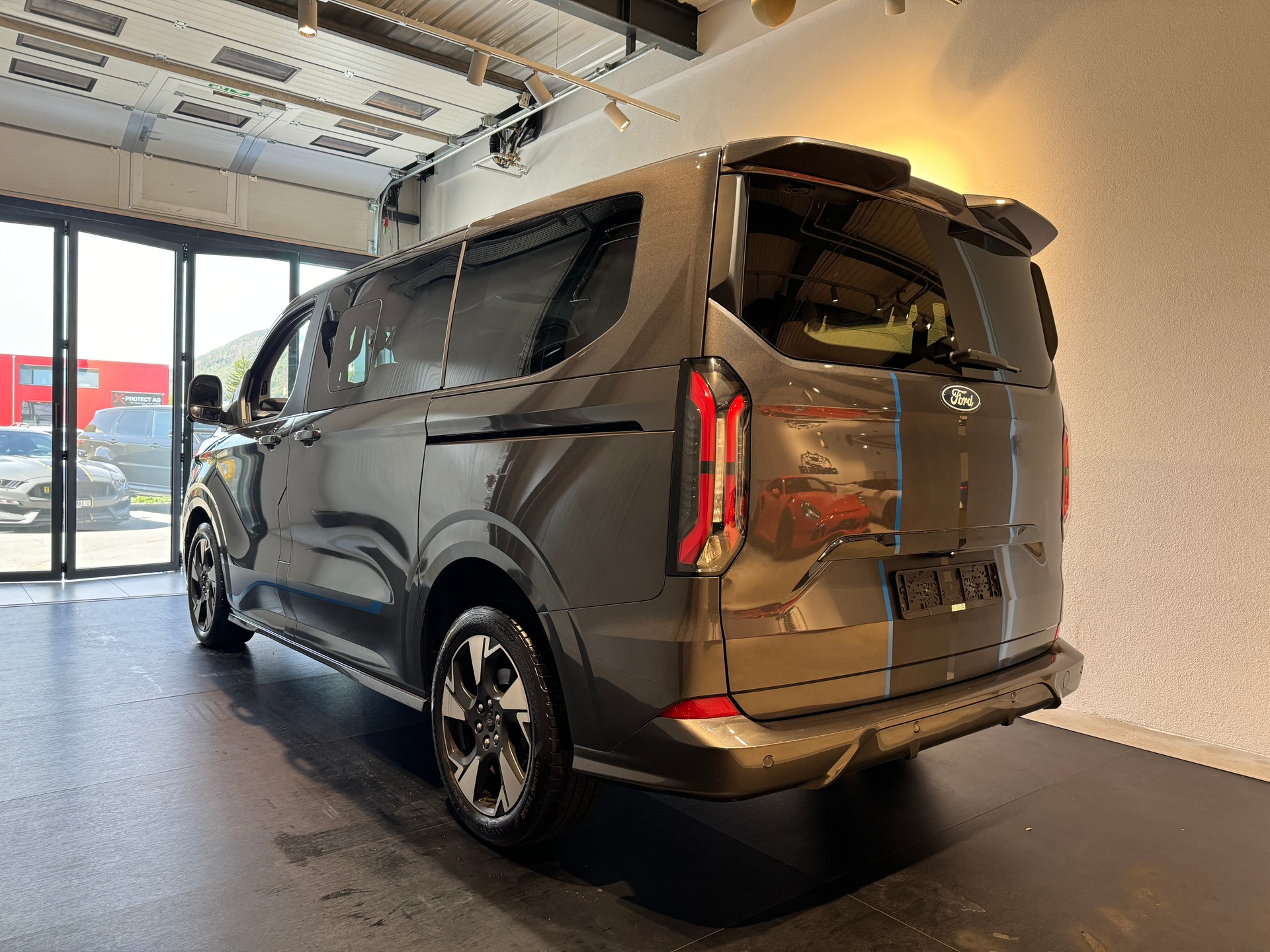 FORD Tourneo Bus 320 L1 SPORT 170PS Automat MAGNETIC GREY 🧑🧑🧒🧒🚌-image-6