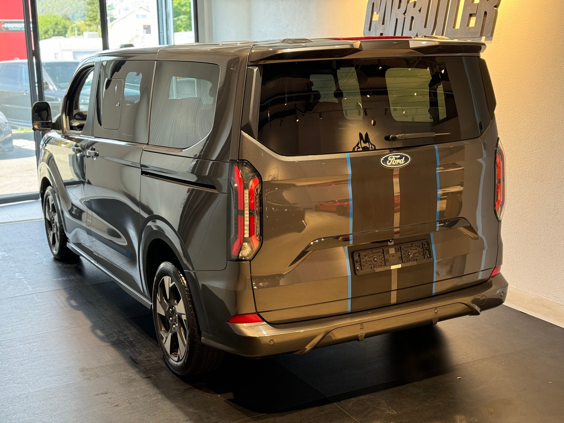FORD Tourneo Bus 320 L1 SPORT 170PS Automat MAGNETIC GREY 🧑🧑🧒🧒🚌-image-8