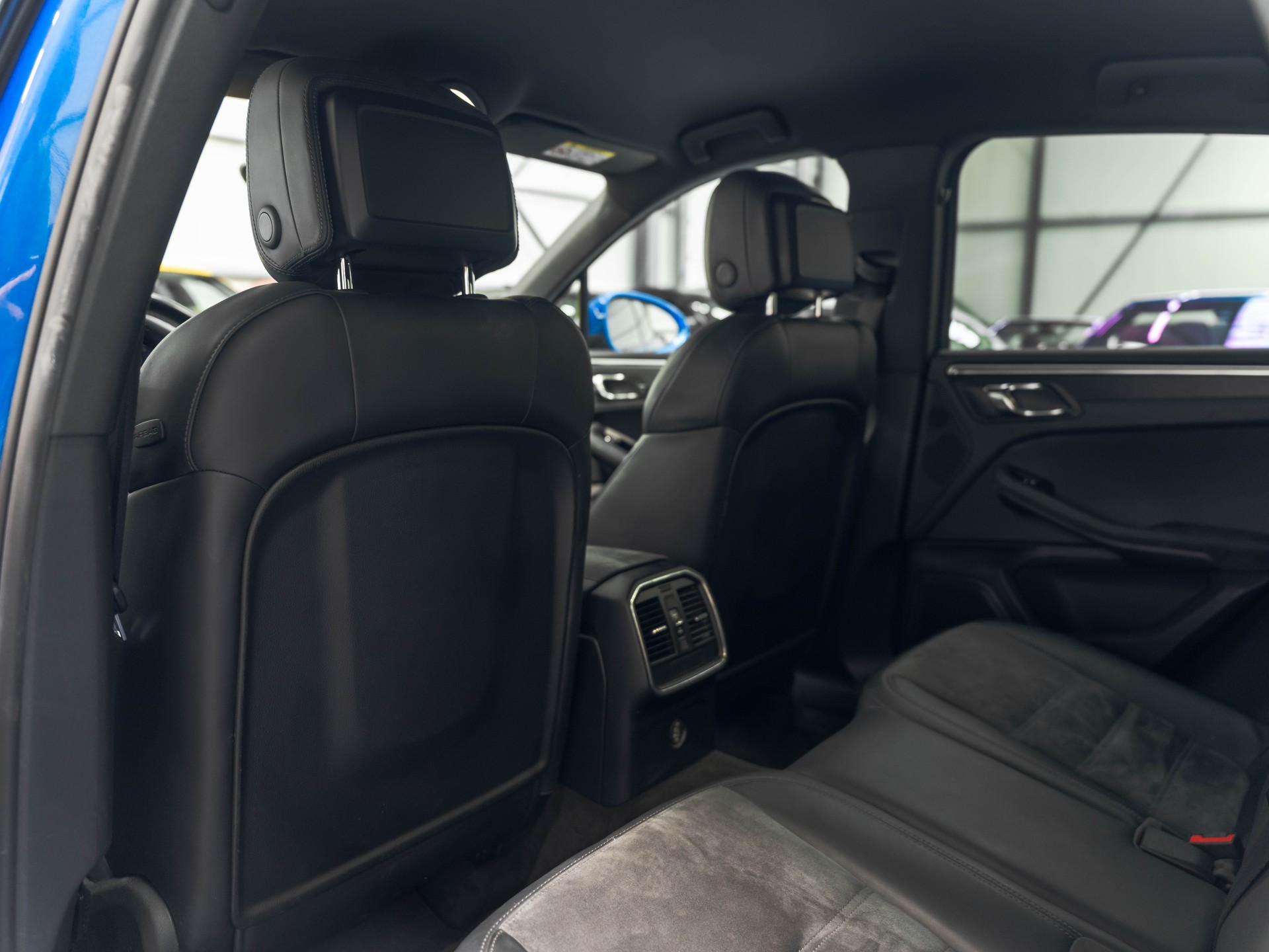 PORSCHE Macan GTS PDK-image-10