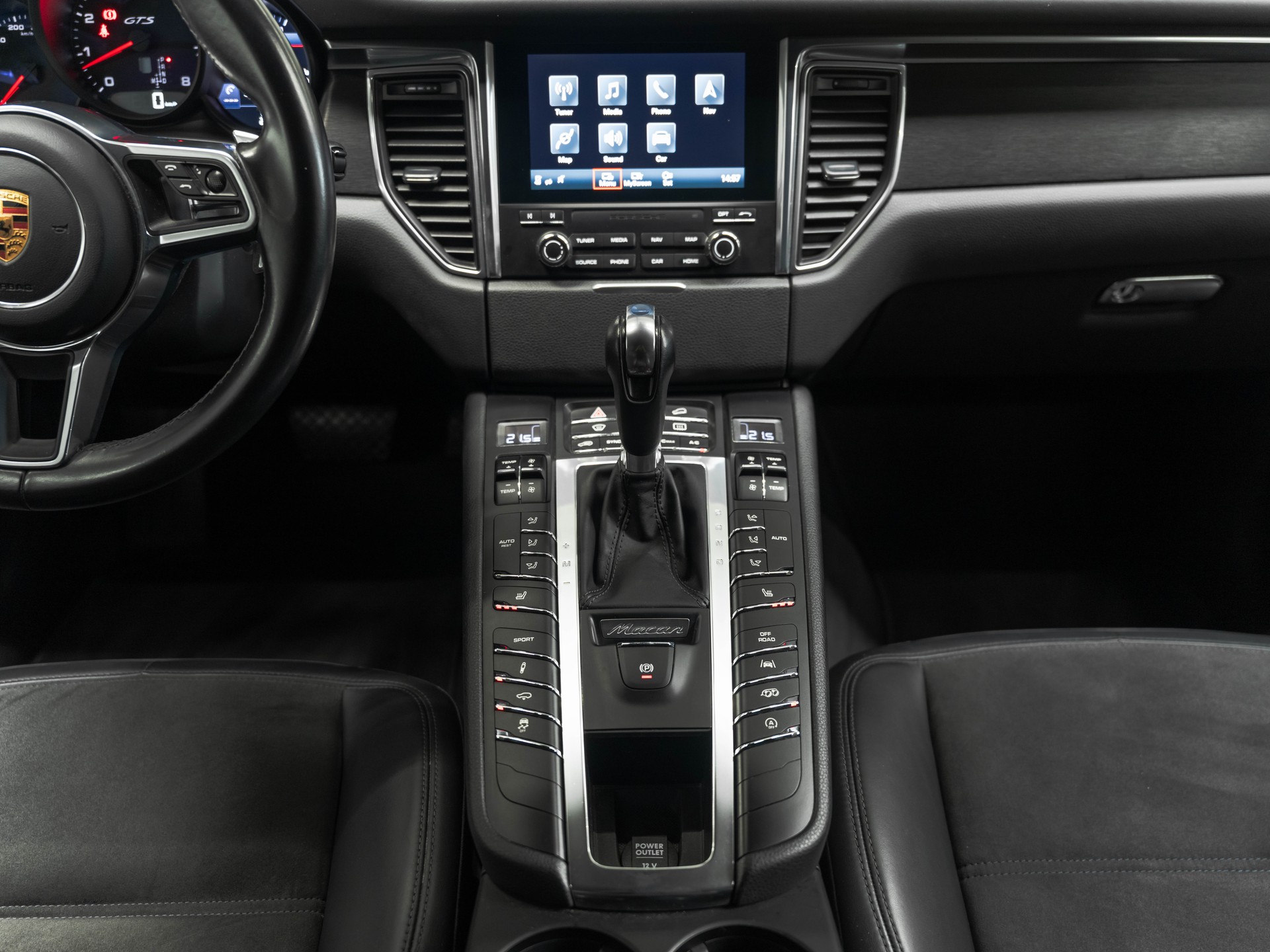 PORSCHE Macan GTS PDK-image-20