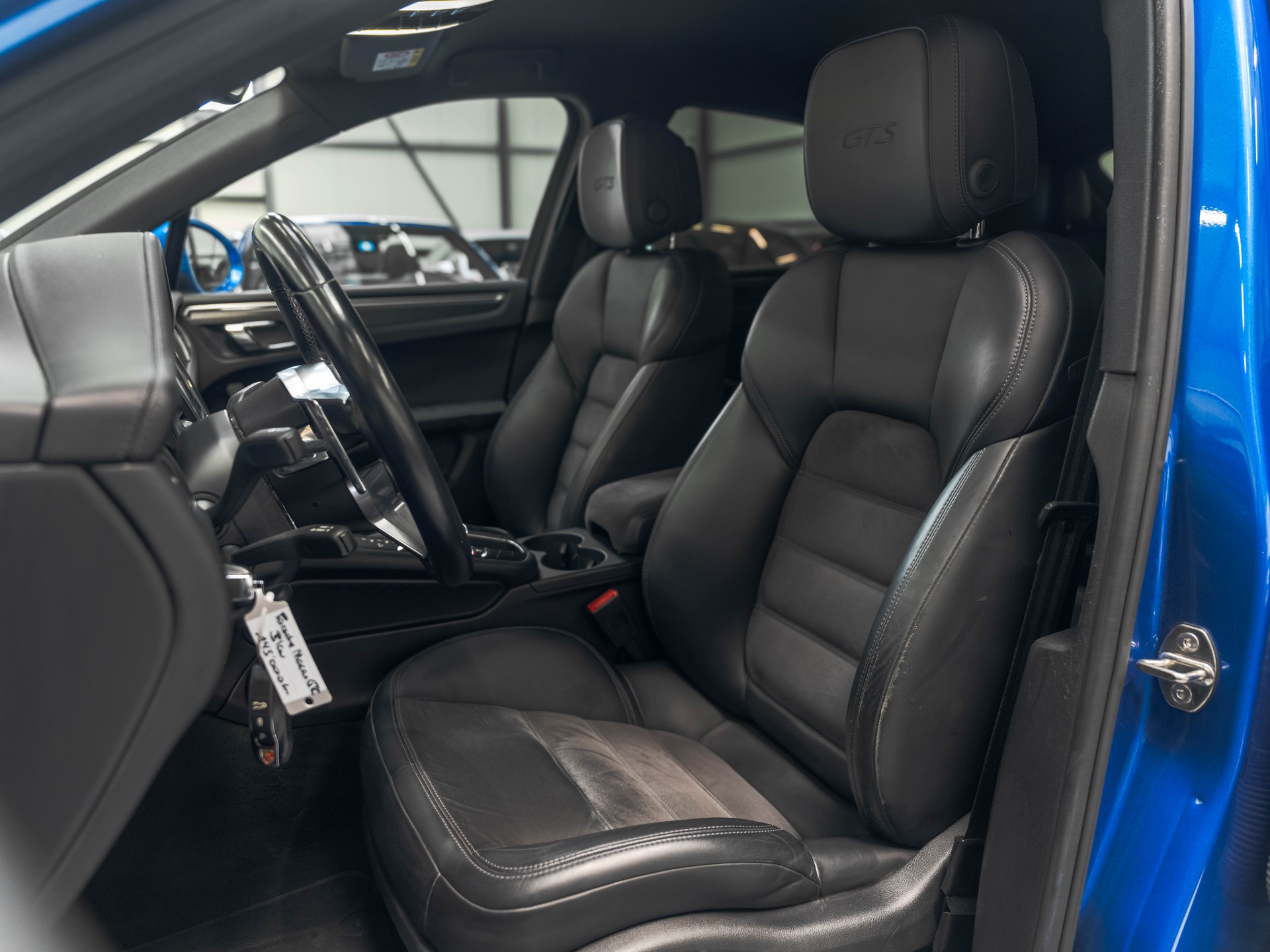 PORSCHE Macan GTS PDK-image-9