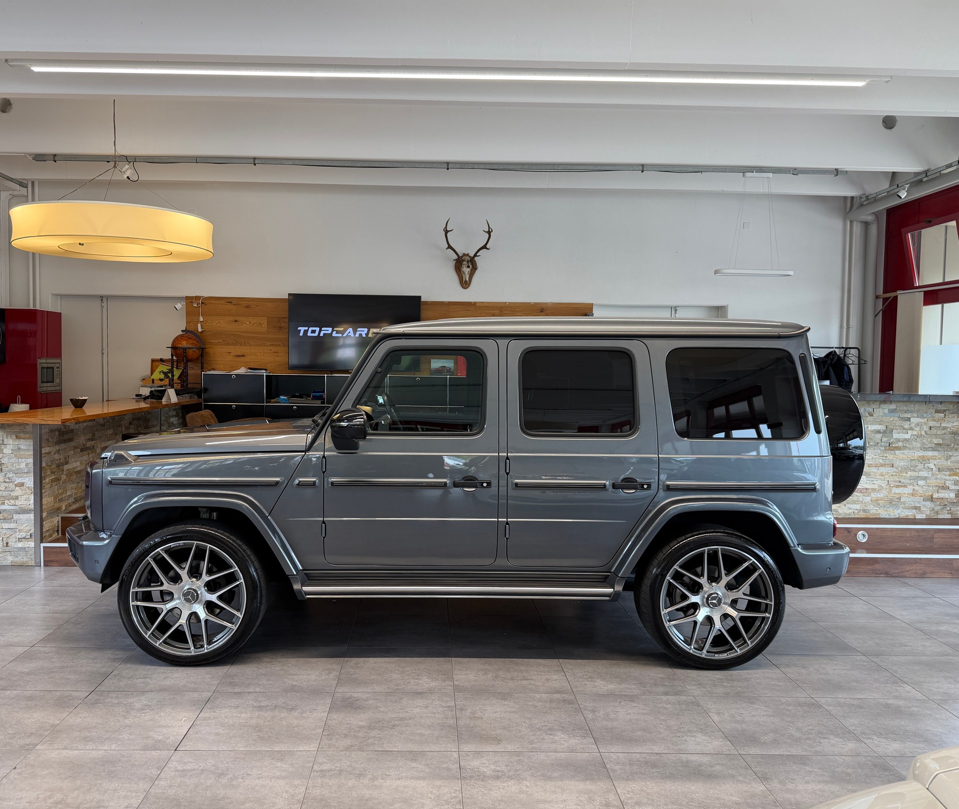 MERCEDES-BENZ G 400 d 9G-Tronic-image-2