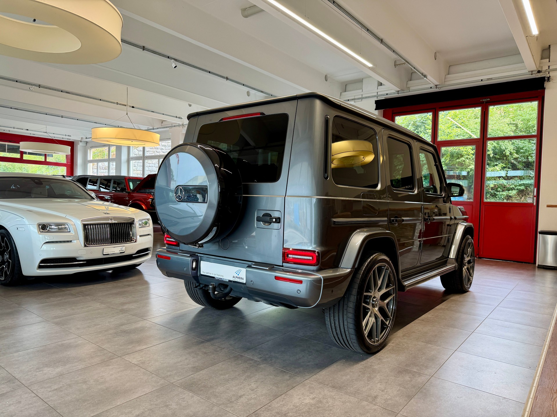 MERCEDES-BENZ G 400 d 9G-Tronic-image-5