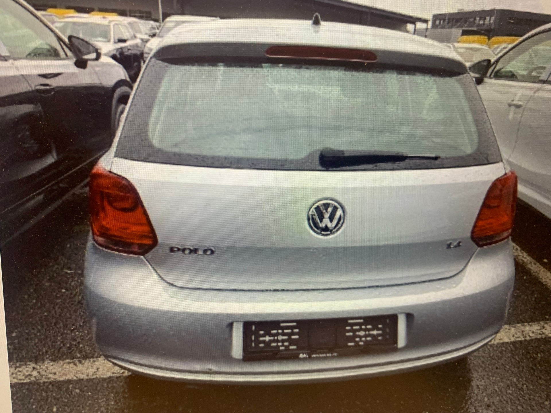 VW Polo 1.4 16V Trendline DSG-image-3