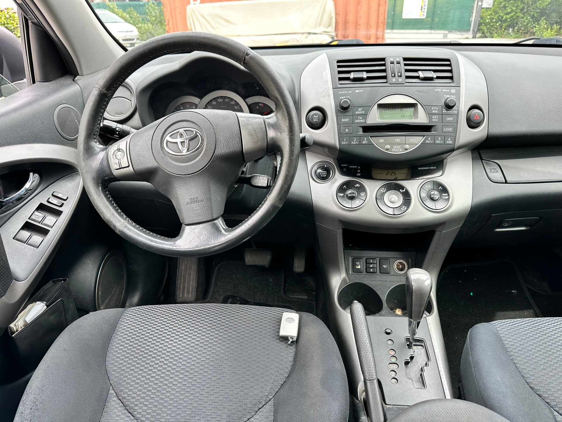 TOYOTA RAV-4 2.0 16V Linea Sol-image-11