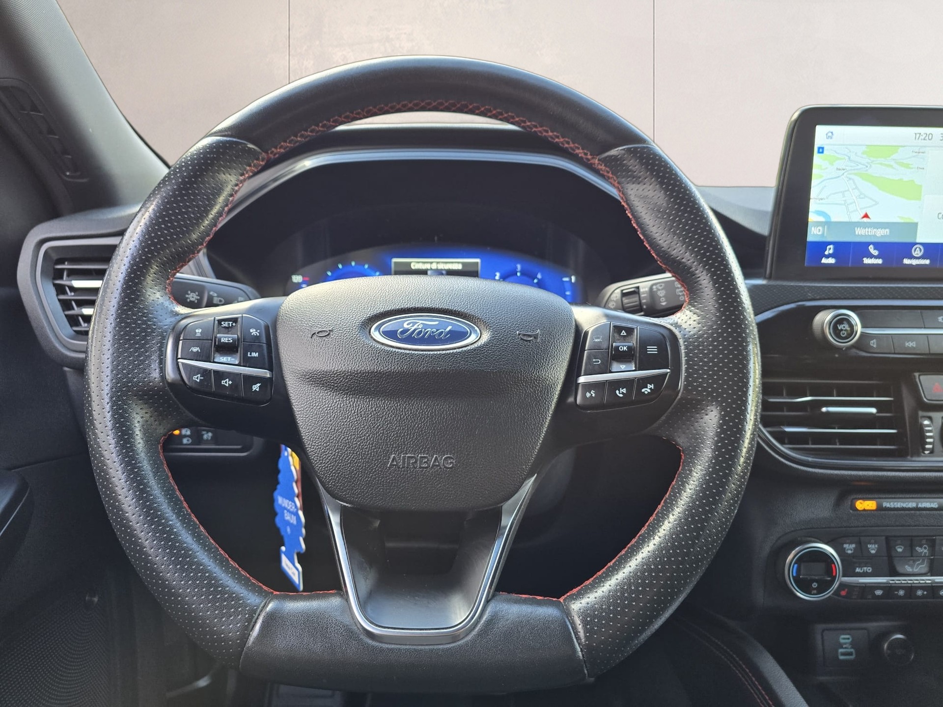 FORD Kuga 2.0 TDCi EcoBlue ST-Line 4WD Automat-image-9