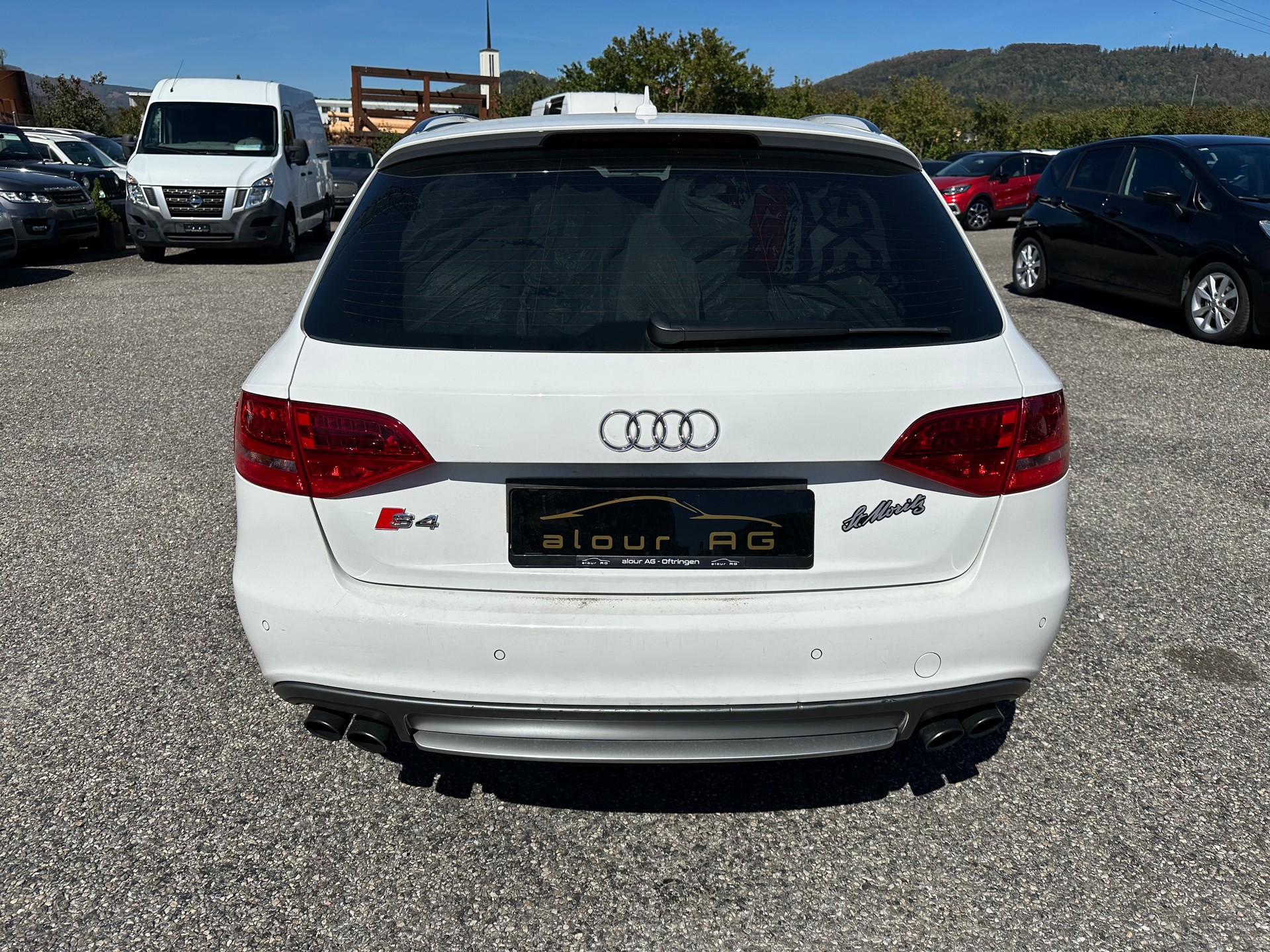 AUDI S4 Avant 3.0 TFSI quattro S-tronic-image-3