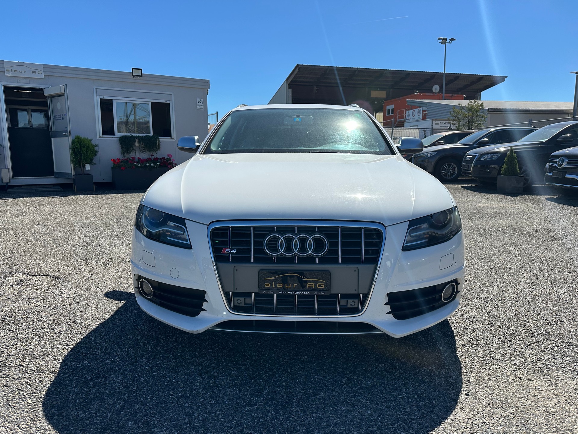 AUDI S4 Avant 3.0 TFSI quattro S-tronic-image-0