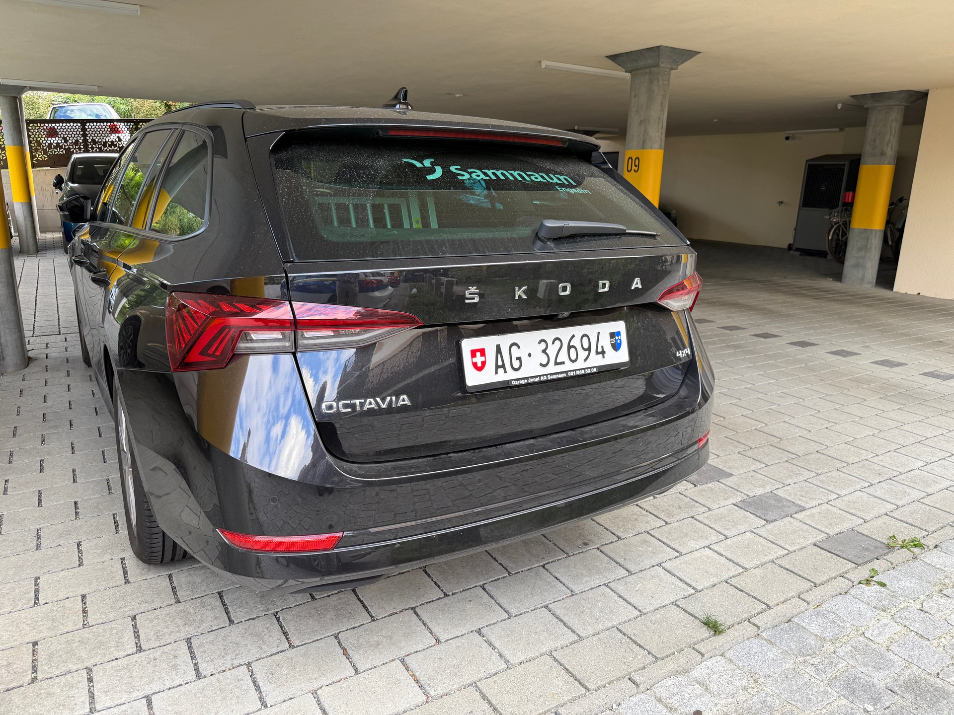 SKODA 2.0 TSI Ambition 4x4 DSG-image-2