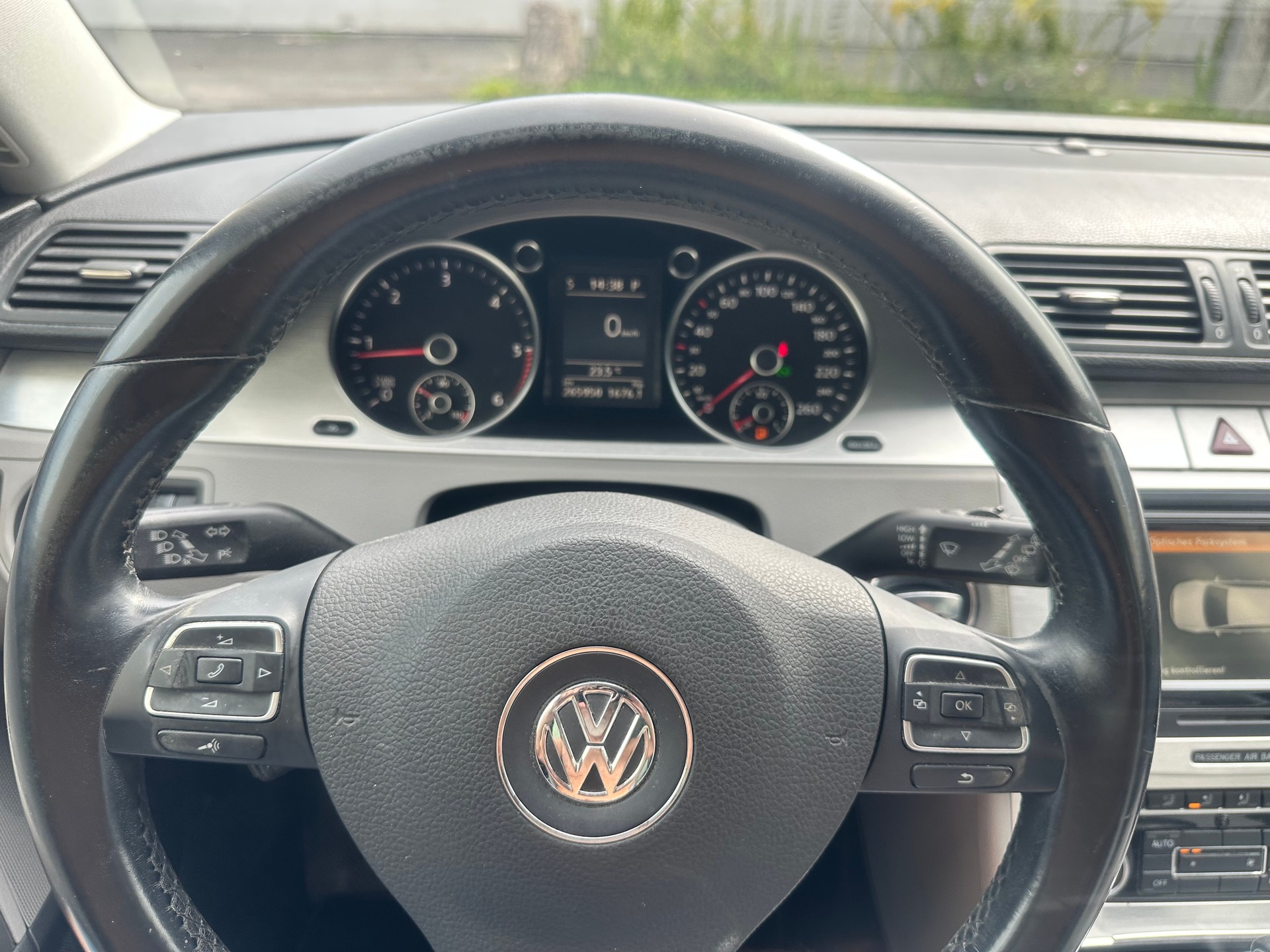 VW Passat Variant 2.0 TDI Comfortline 4Motion DSG-image-9