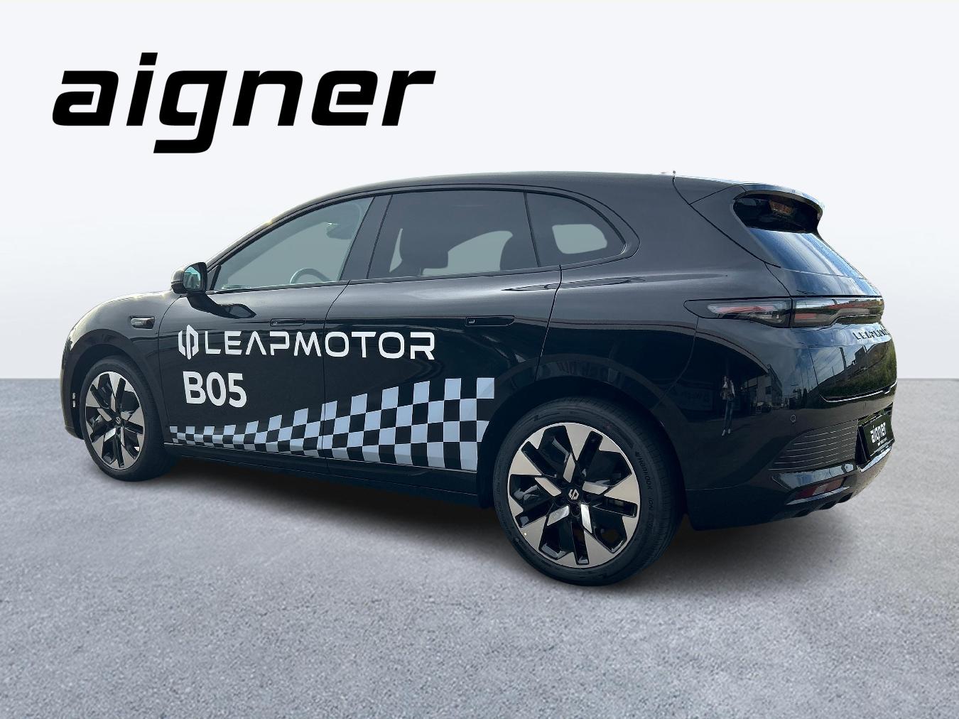 LEAPMOTOR B05 EV-image-2
