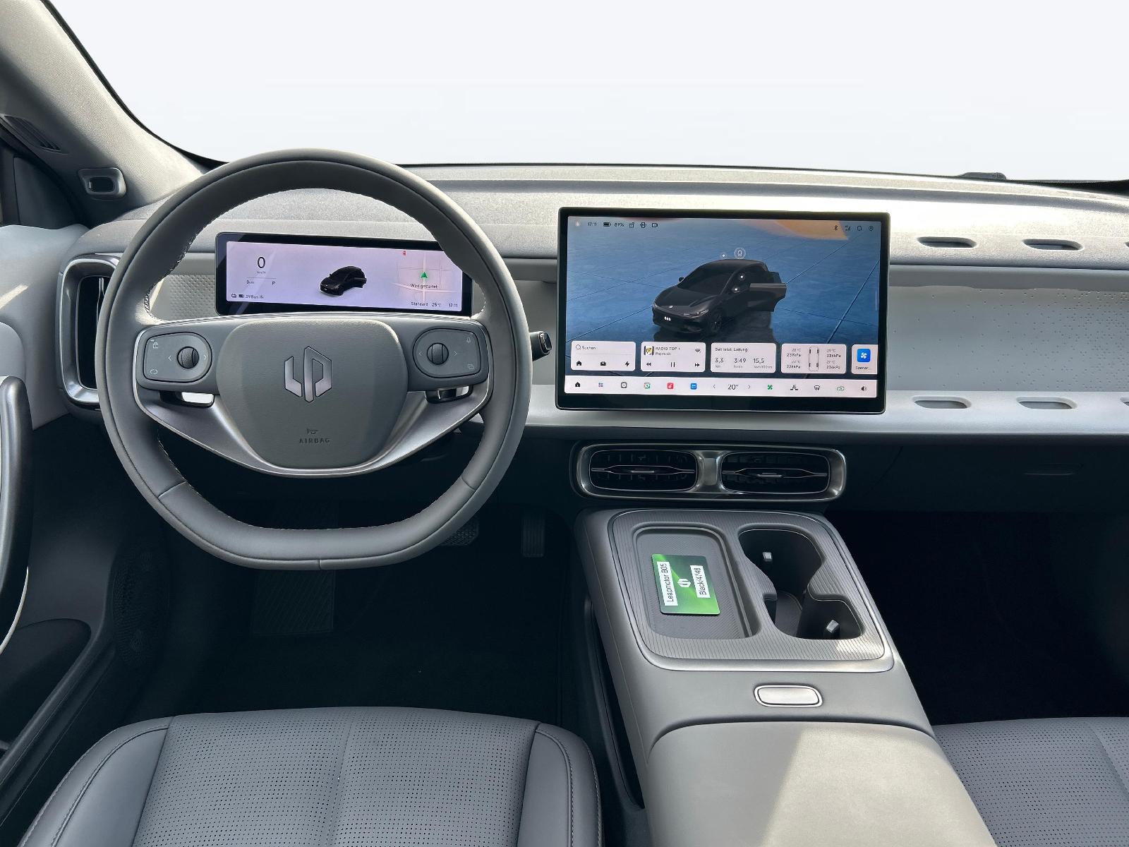 LEAPMOTOR B05 EV-image-8