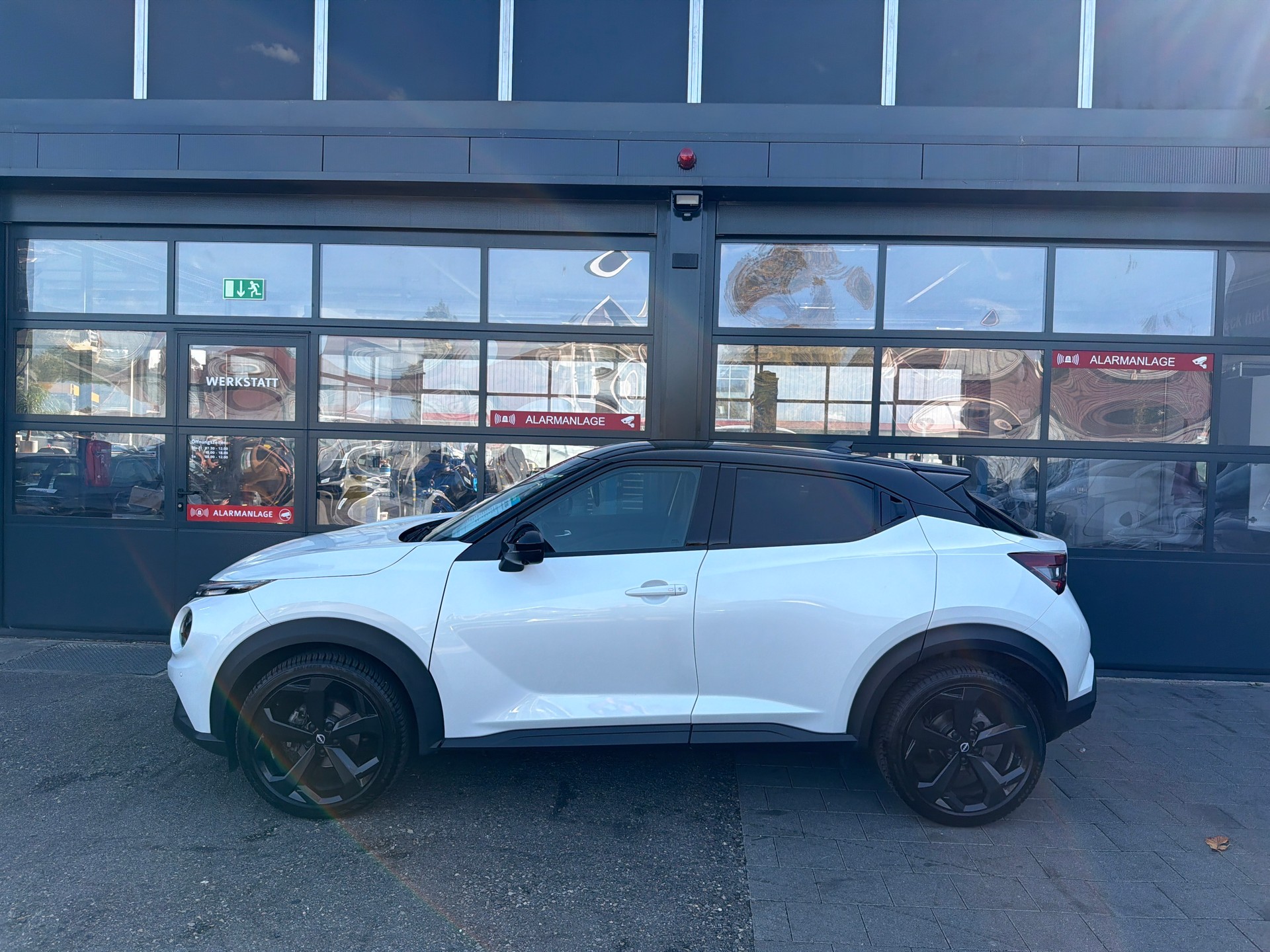 NISSAN Juke 1.0 DIG-T tekna DCT-image-2