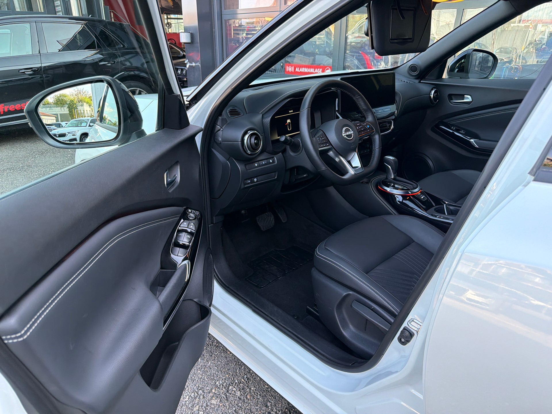 NISSAN Juke 1.0 DIG-T tekna DCT-image-8