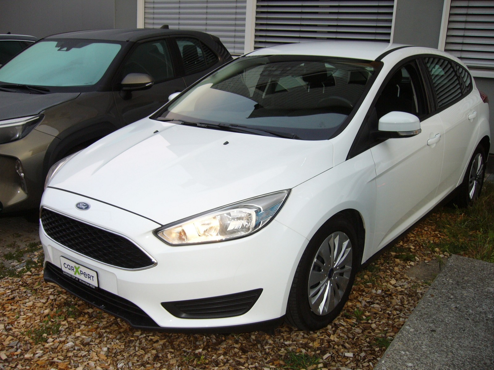 FORD Focus 1.0 SCTi Trend-image-1
