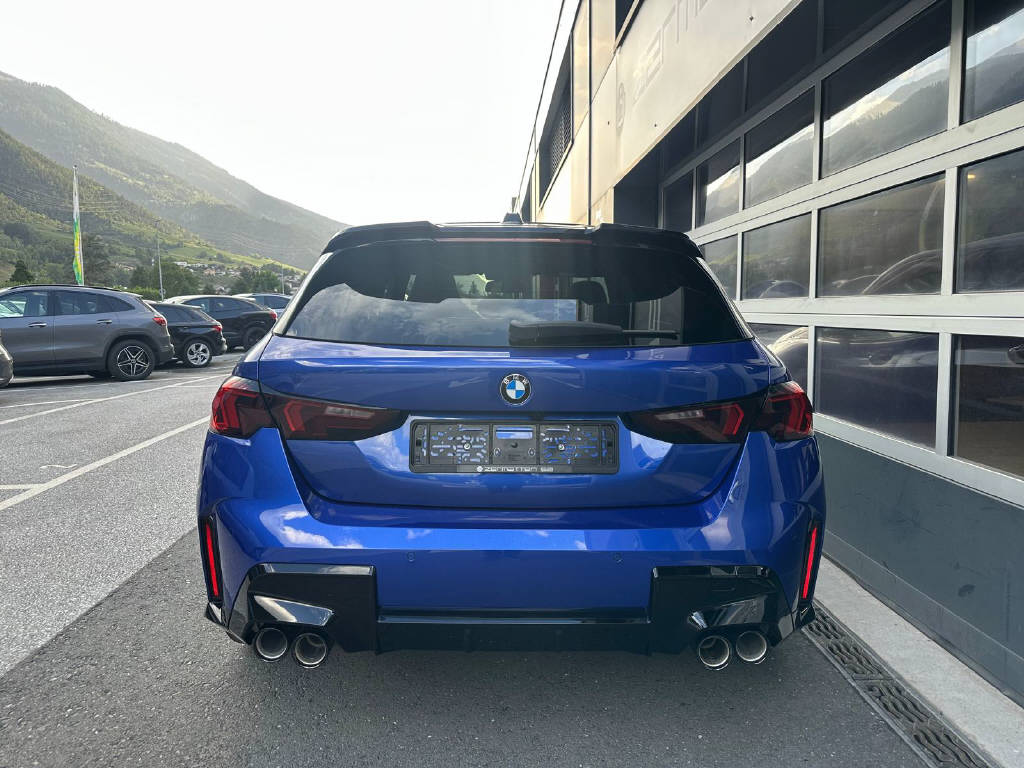BMW M135i xDrive (CH)-image-3