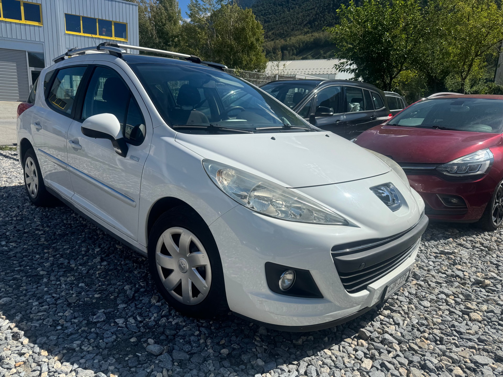 PEUGEOT 207 SW 1.4 16V Sport