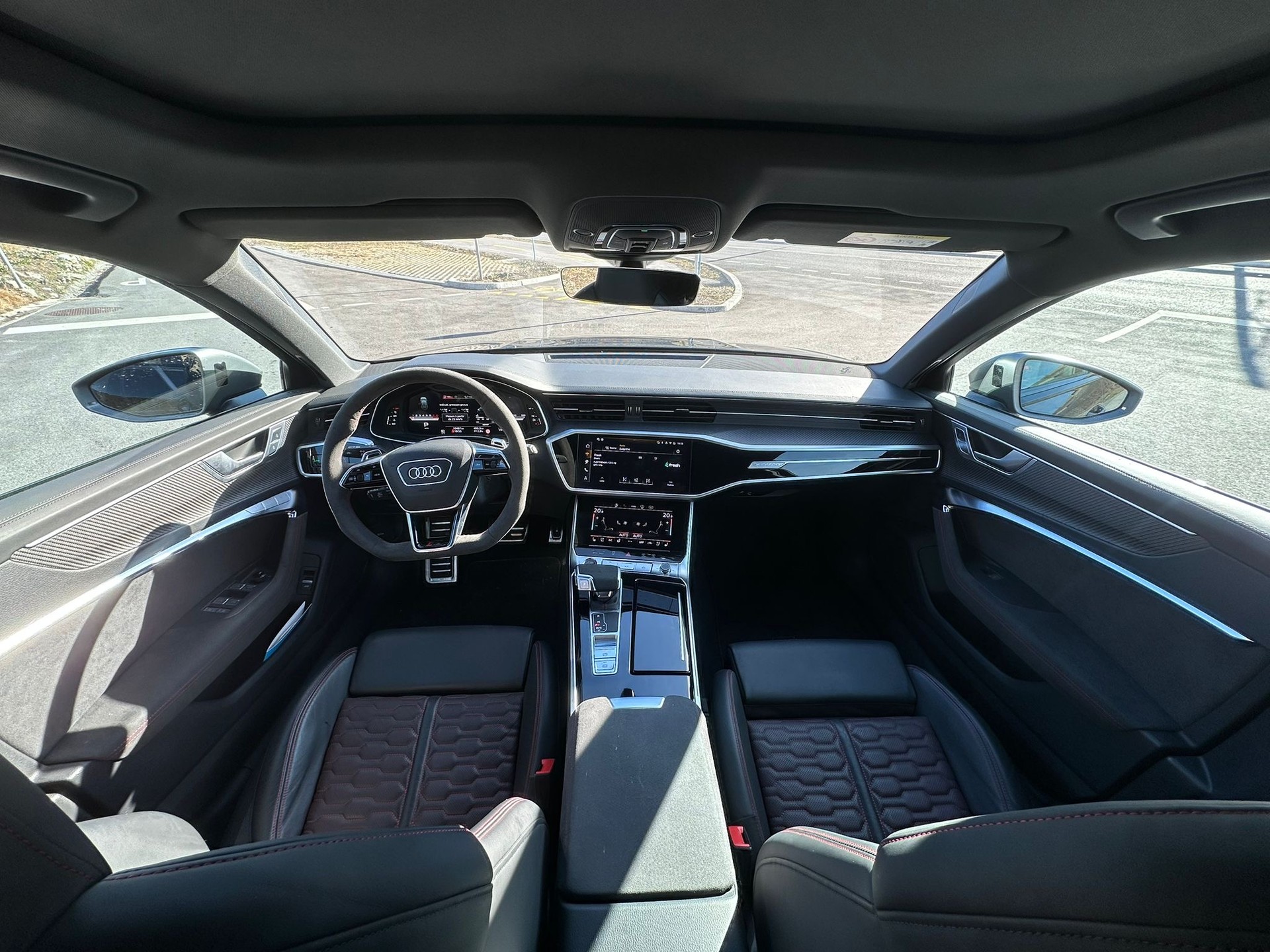 AUDI RS6 Avant 4.0 TFSI V8 Performance quattro-image-6