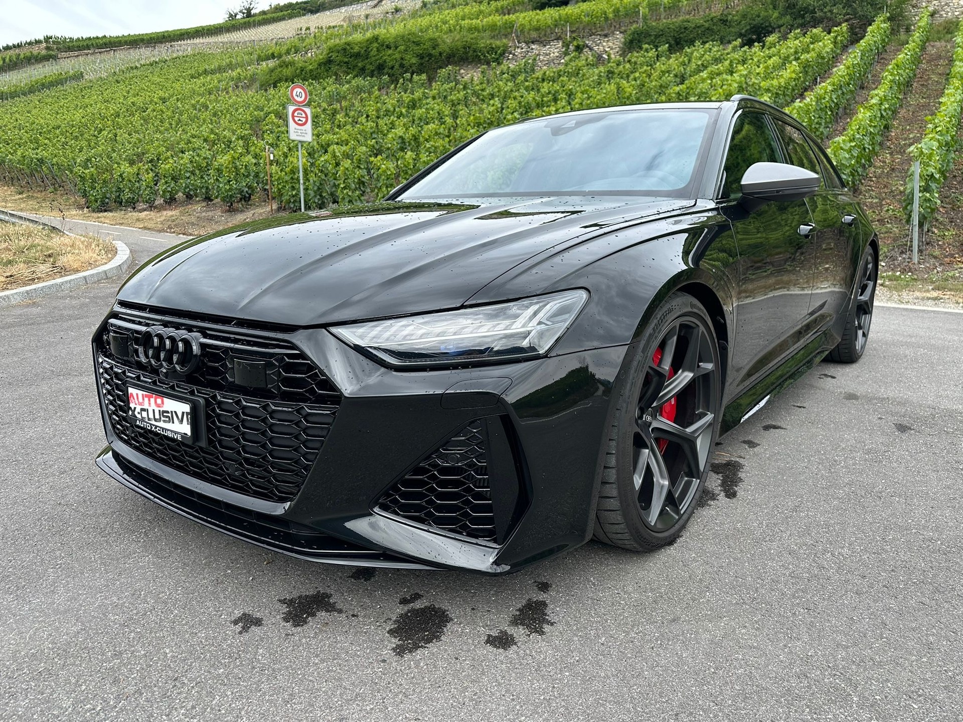 AUDI RS6 Avant 4.0 TFSI V8 Performance quattro-image-2