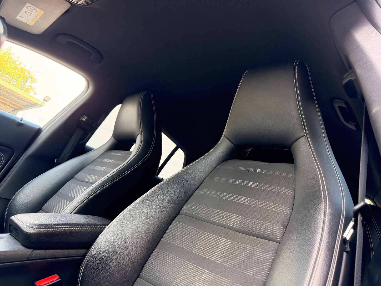 MERCEDES-BENZ CLA Shooting Brake 200 7G-DCT-image-13